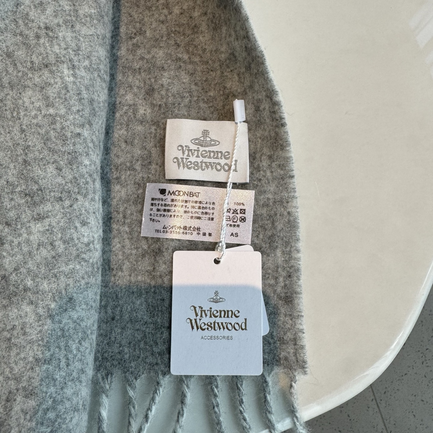 💟高品质到货！ 西太后超美新款双面围巾！超级推荐入手！质感好货！据说超难买哦！！做工非常精致，很有分量，