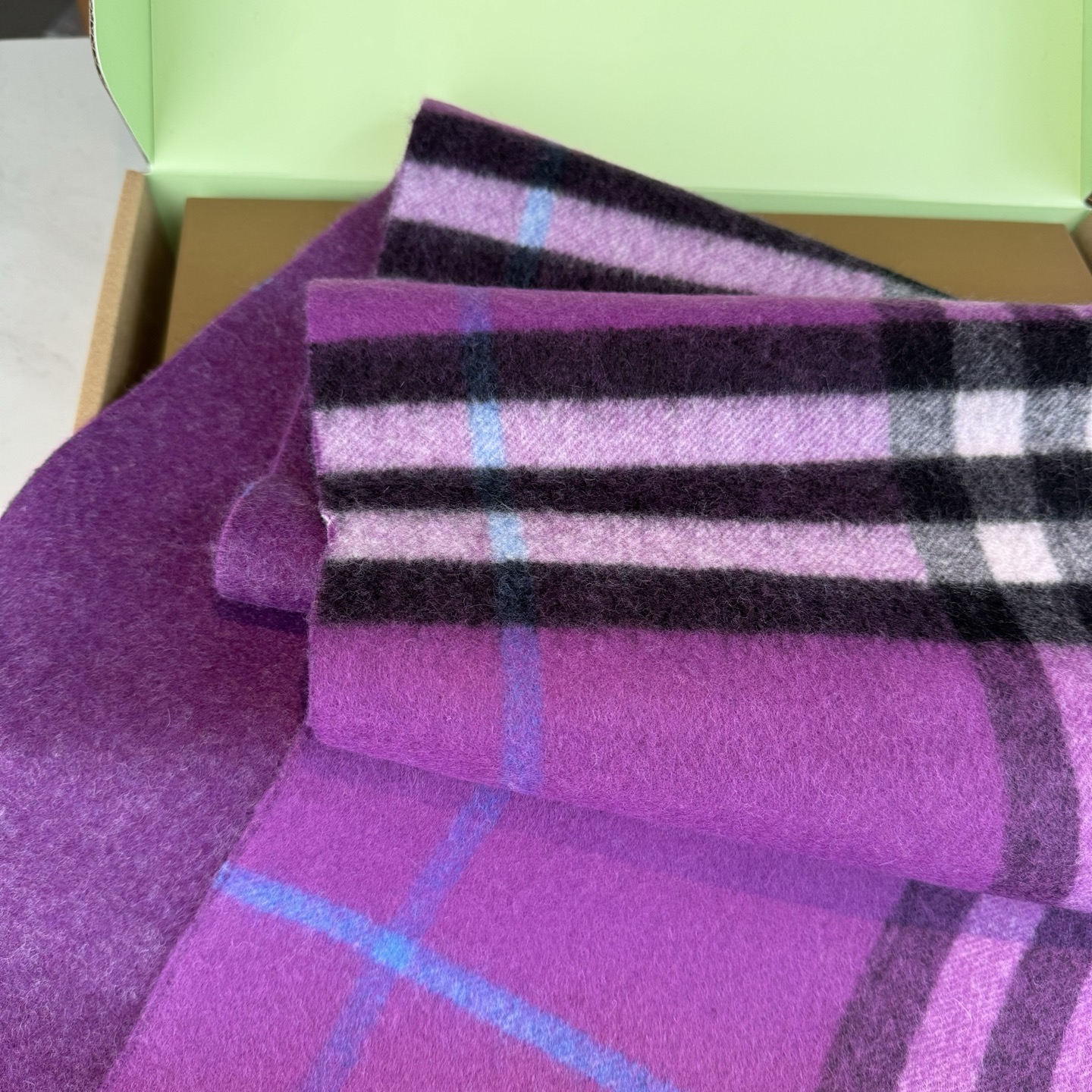 💨顶级高端货现货发行⚠️🎀💟巴宝莉专柜超爆万年款✨【经典长巾】羊绒围巾✨品质手感好到不行‼️100%顶级