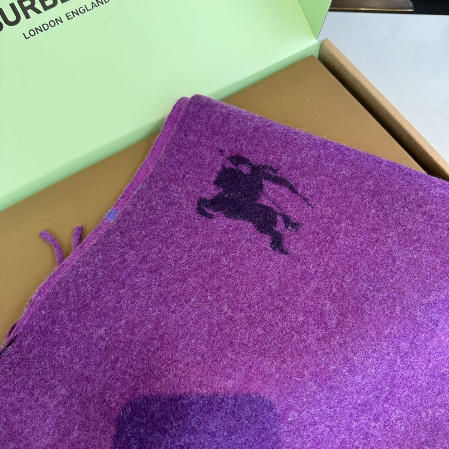 💨顶级高端货现货发行⚠️🎀💟巴宝莉专柜超爆万年款✨【经典长巾】羊绒围巾✨品质手感好到不行‼️100%顶级