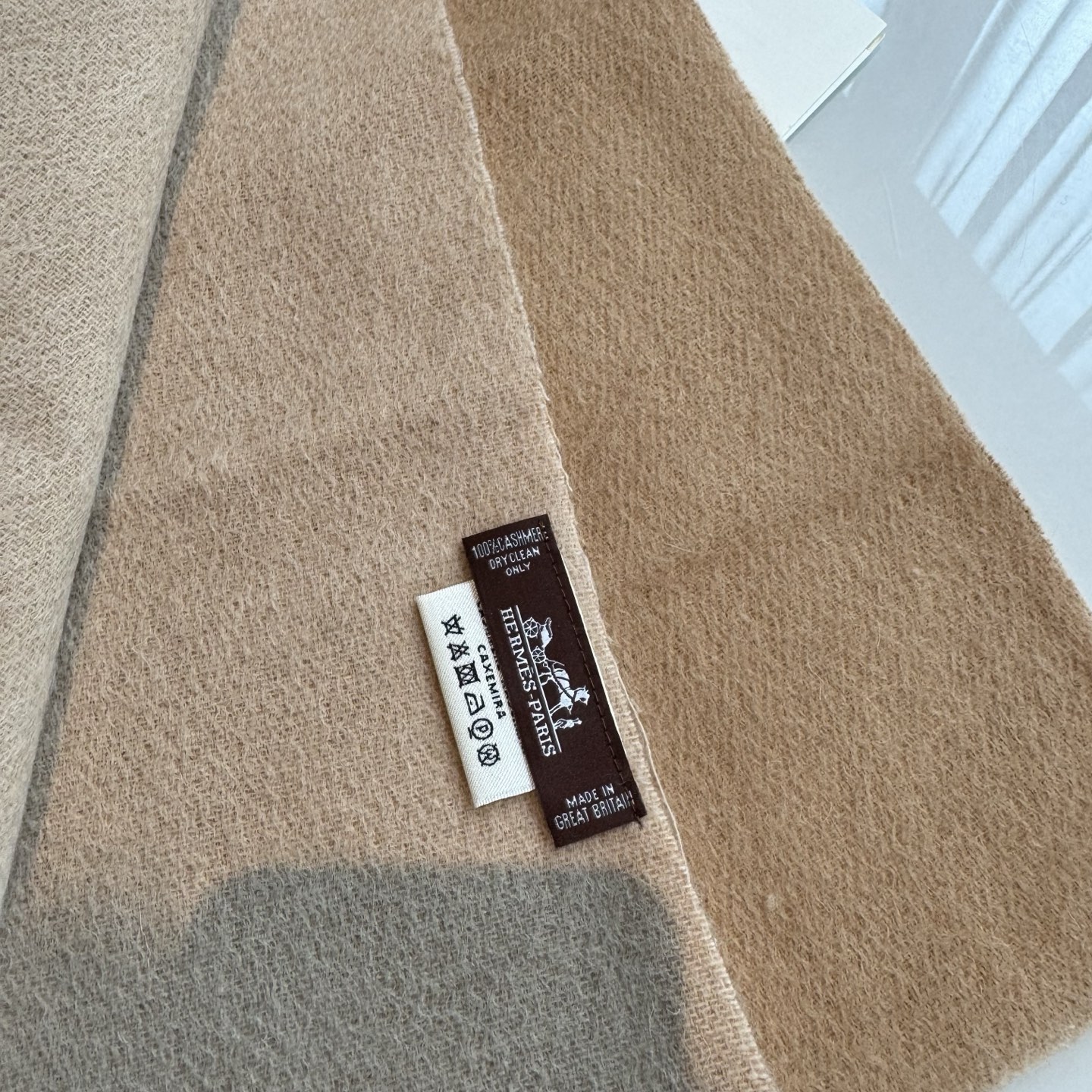 👑👑 HERMES【爱马仕】2024 ❗️巴黎时装展商务男士女士通用双面羊绒披肩。代工厂臻选上乘的超细羊