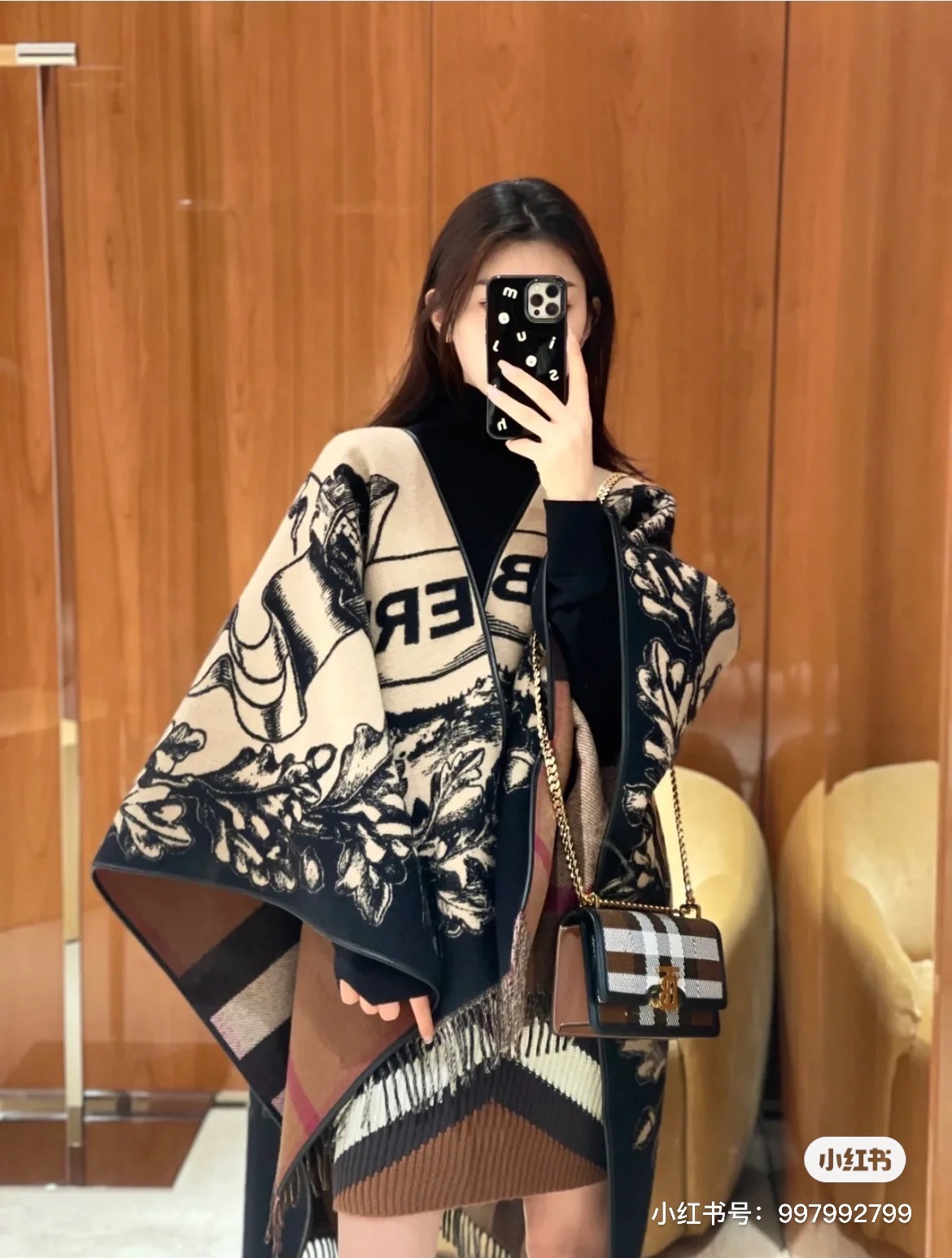 高版本burberry最新款骑士战马双面提花披肩斗篷‼️经典中的经典.❗️❗️介绍这款AB面效果很难织造