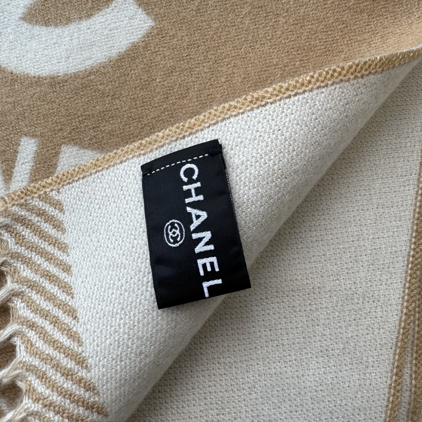 🆕CHANEL香奈儿24B三色齐，2024新款羊毛围巾🧣原版工艺专柜购入打版，1:1复刻，商标吊牌齐全‼