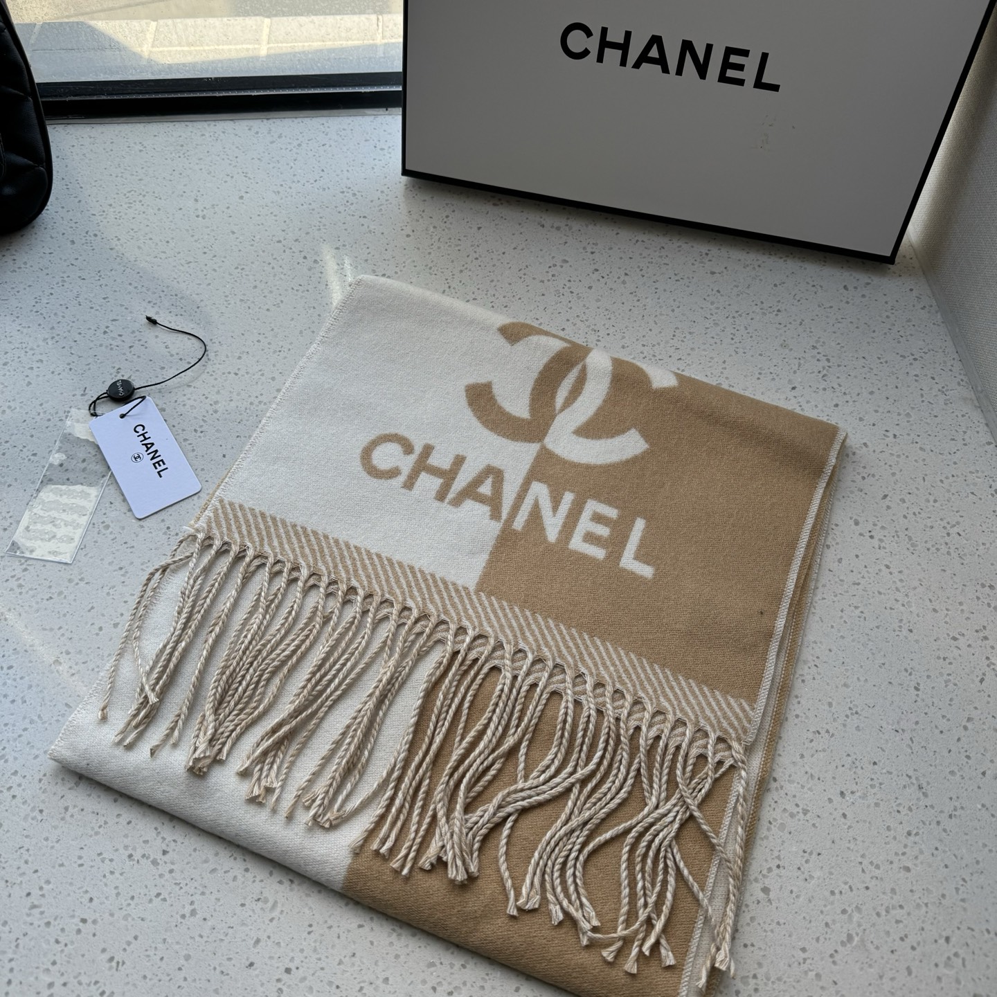 🆕CHANEL香奈儿24B三色齐，2024新款羊毛围巾🧣原版工艺专柜购入打版，1:1复刻，商标吊牌齐全‼