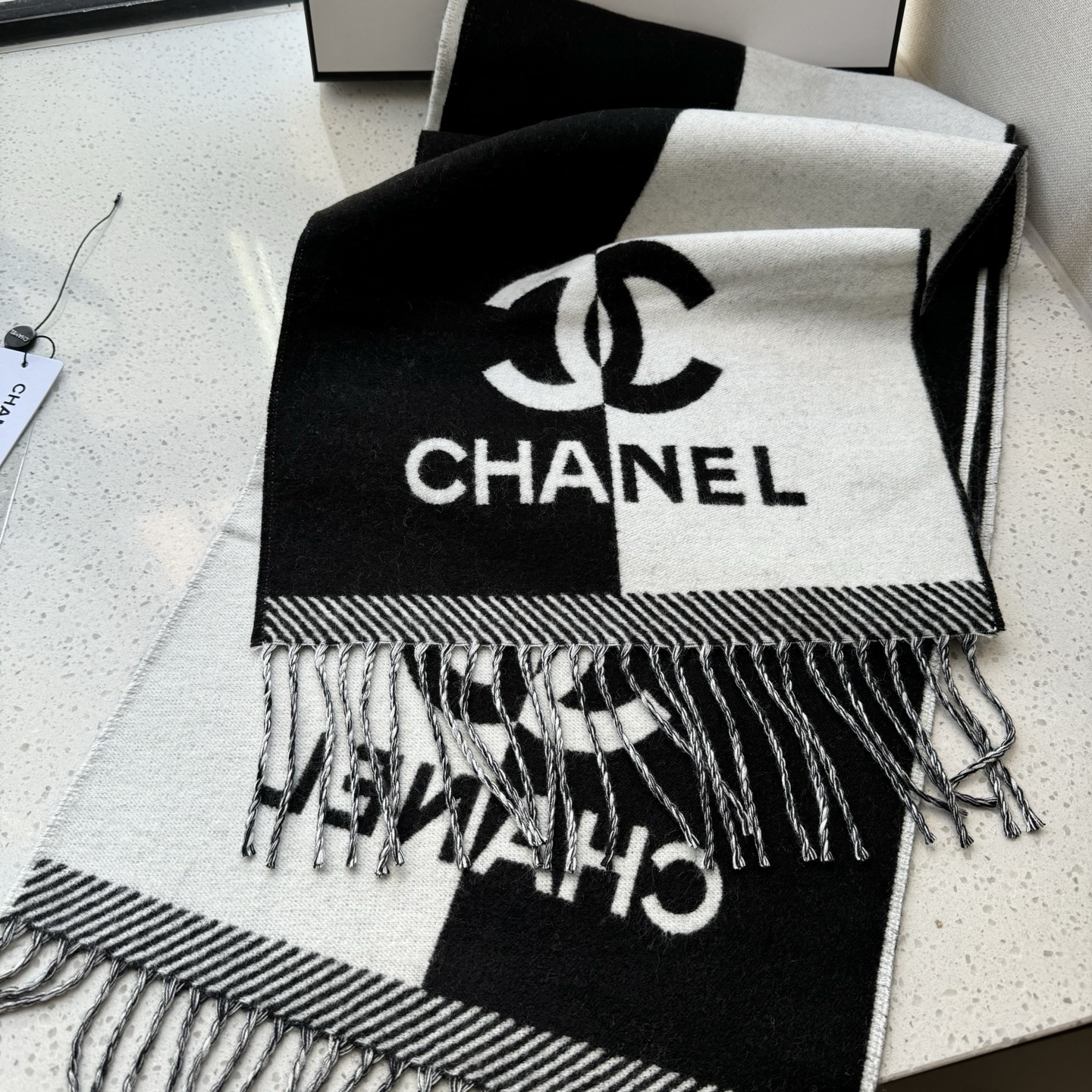 🆕CHANEL香奈儿24B三色齐，2024新款羊毛围巾🧣原版工艺专柜购入打版，1:1复刻，商标吊牌齐全‼