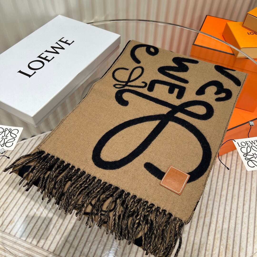 🔥爆‼️代购都赚翻了🆗2025新款罗意威很幸運拿到這個品牌的東西，真的不多見，很少在國內做訂單，款式真的