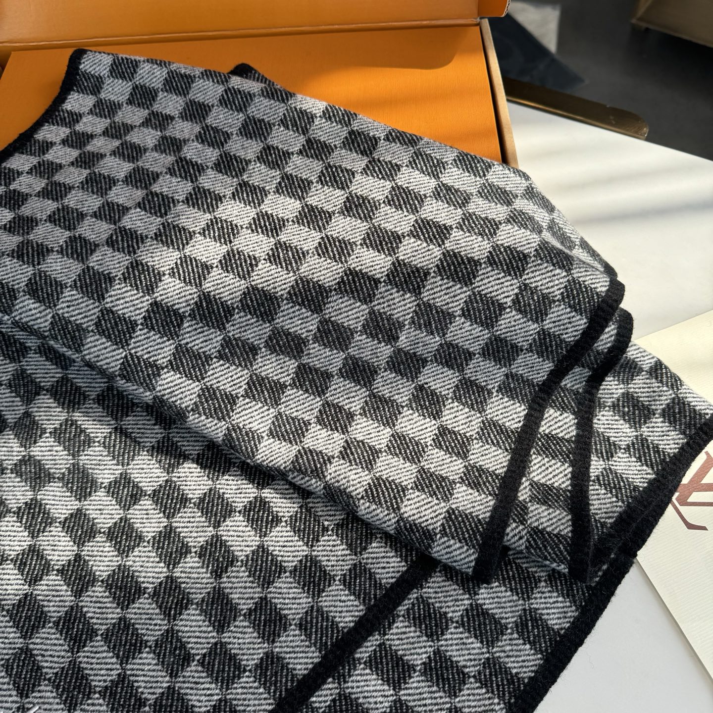 💃💃刺绣 LV 路易斯威登～极品原单【拼色棋盘格长巾】‼️♨️高尖端产物⚠️重磅呈现 ，绝无仅有 史无前