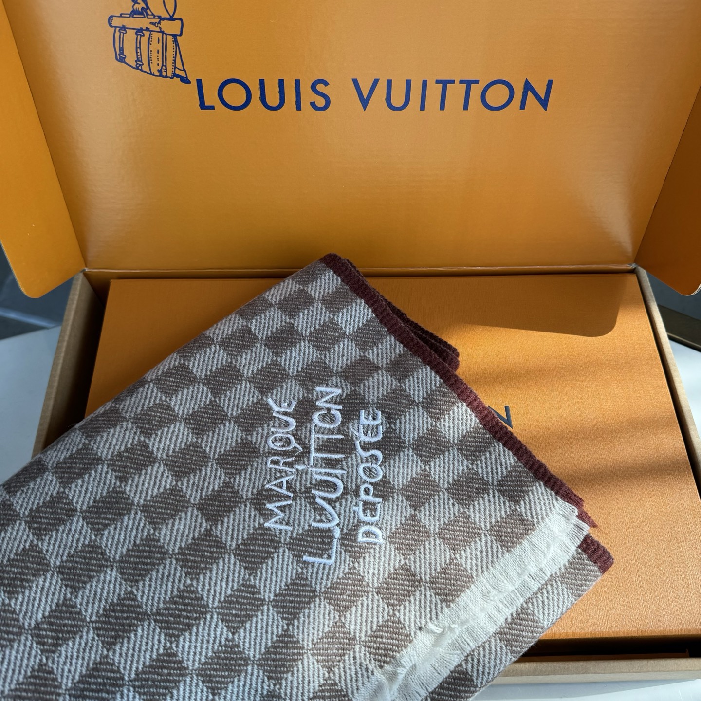 💃💃刺绣 LV 路易斯威登～极品原单【拼色棋盘格长巾】‼️♨️高尖端产物⚠️重磅呈现 ，绝无仅有 史无前