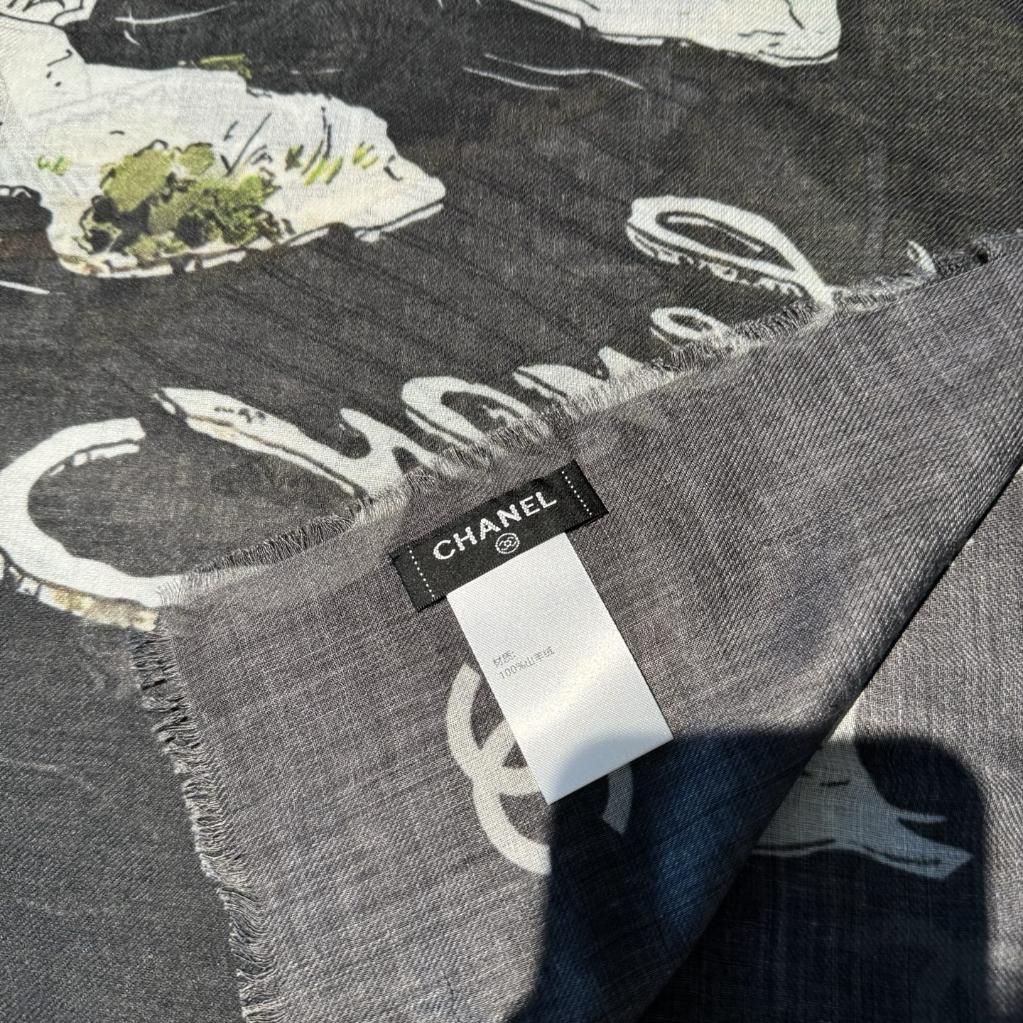 新款现货💖💖140丝绒方巾‼️抢‼️VIP推荐 ‼️下手一定要快【高端 大爱 ‼️纯羊绒 婴儿触感舒服到