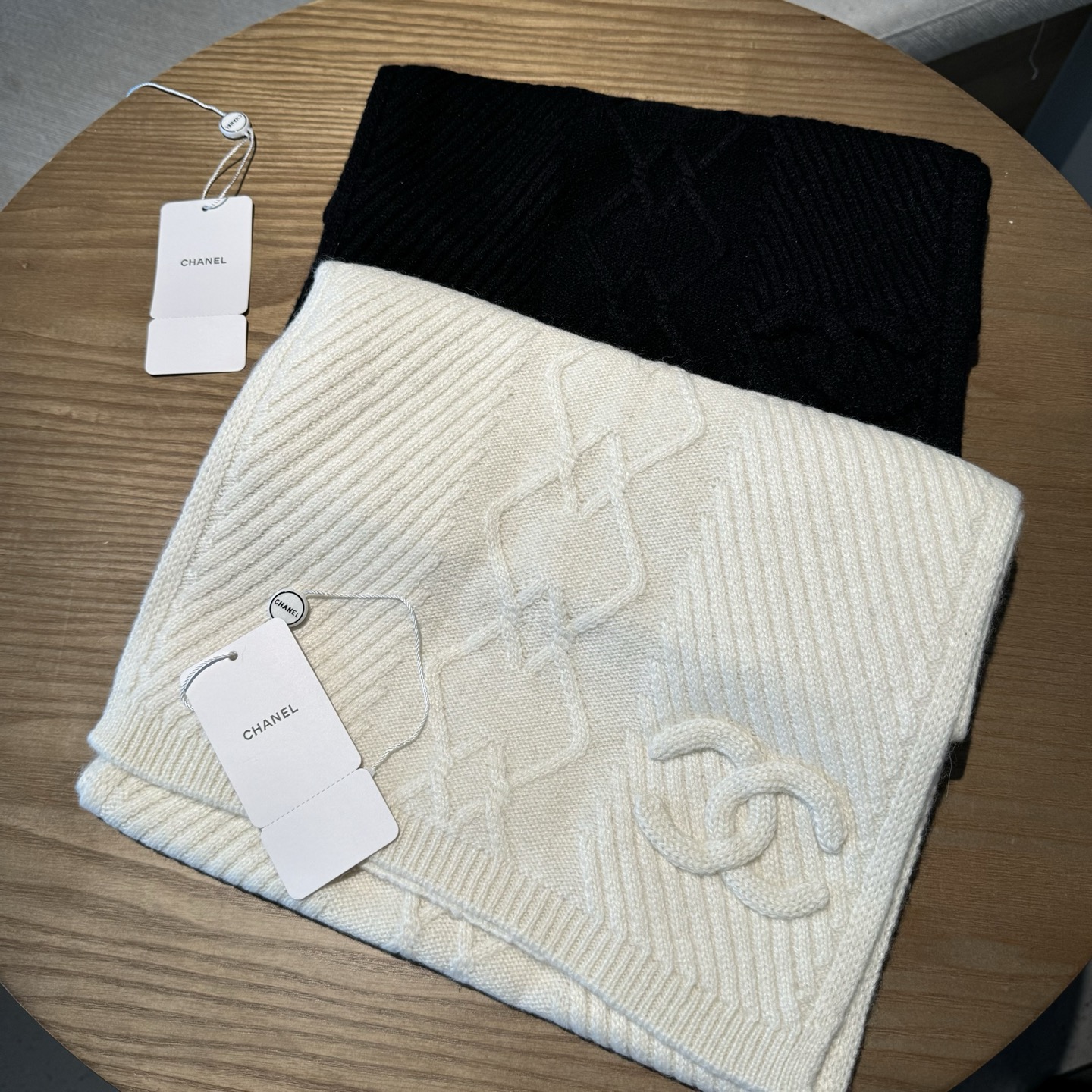 💰💰👑👑Chanel25秋冬新款麻花菱形格🔥针织围巾羊绒针织长巾‼️美翻了[流泪]御用殿堂级极品‼️新款