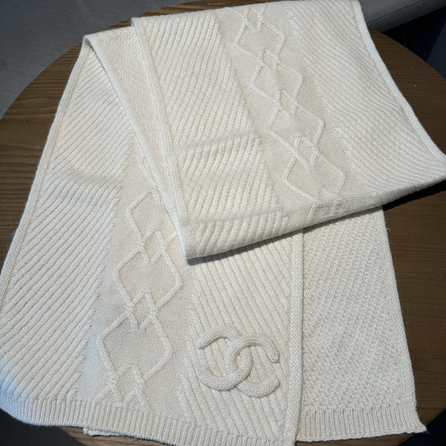 💰💰👑👑Chanel25秋冬新款麻花菱形格🔥针织围巾羊绒针织长巾‼️美翻了[流泪]御用殿堂级极品‼️新款