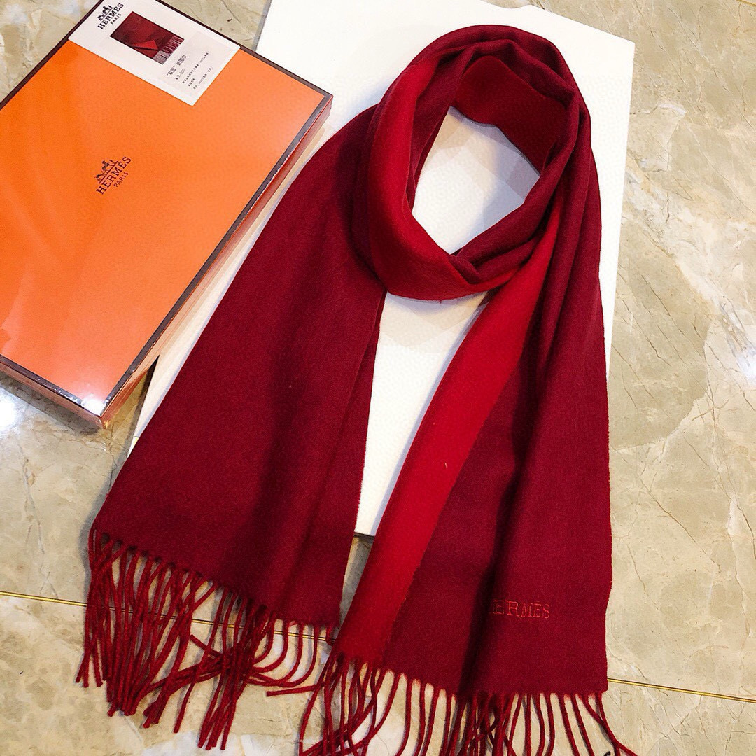 👑👑 HERMES【爱马仕】2026❗️巴黎时装展商务男士女士通用双面羊绒披肩。代工厂臻选上乘的超细羊绒
