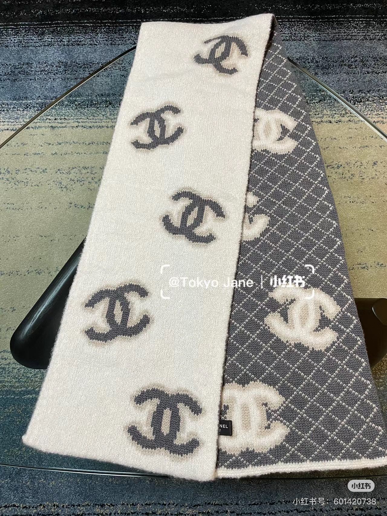 天气渐寒 ～～高能预警～～ 爆款来咯🥰🥰一看到达人在晒这条23年秋冬最新款Chanel 就马上打电话给s