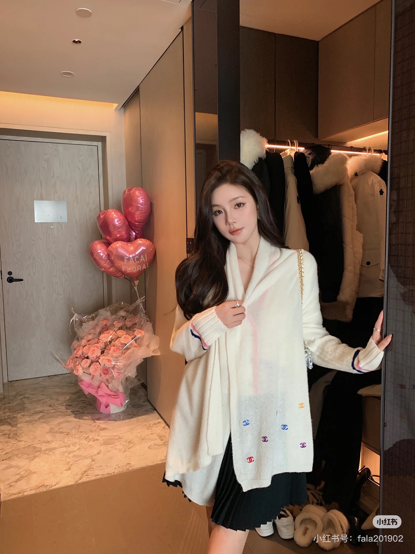 𝐂𝐡𝐚𝐧𝐞𝐥 𝟐4𝐚 珠片系列· 爆款超🔥米白多彩LOGO成份 60%山羊绒 40%桑蚕丝🌟 原单代购级