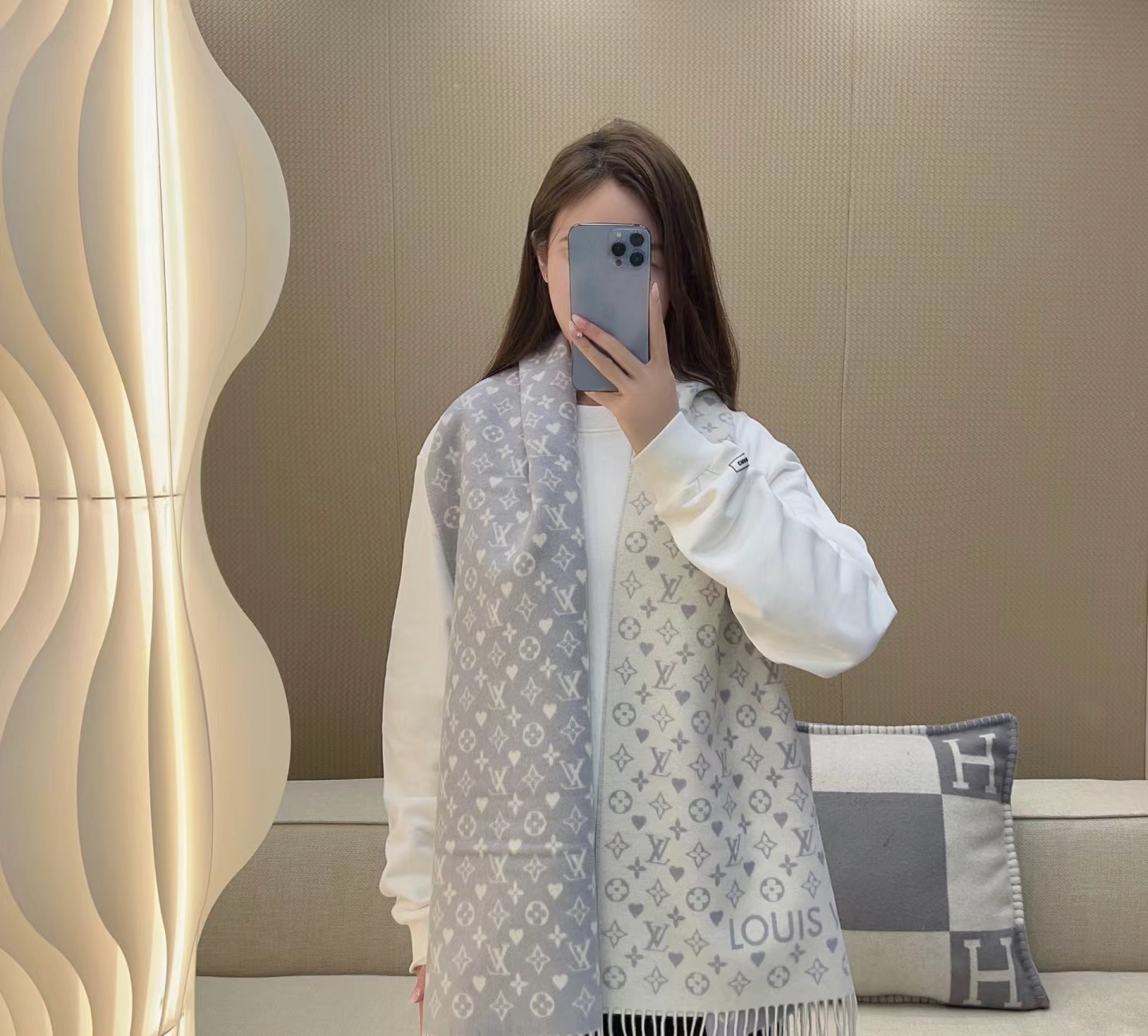 Lv高端版本上线 😍 各大网红明星同款Louis Vuitton 渠道独家特供大驴专柜款限定系列羊绒围巾