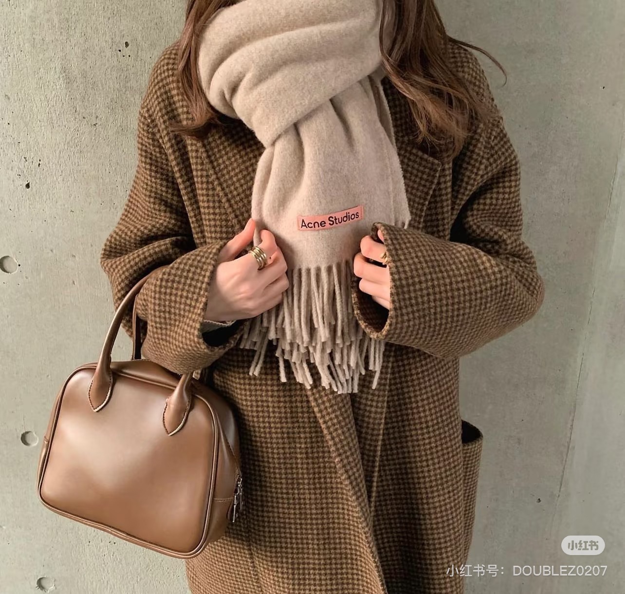 Acne 主打的系列~今年这个真是红啊~时髦气质的代名词‼️♥️自带高级气场‼️软软糯糯厚实温暖‼️再来