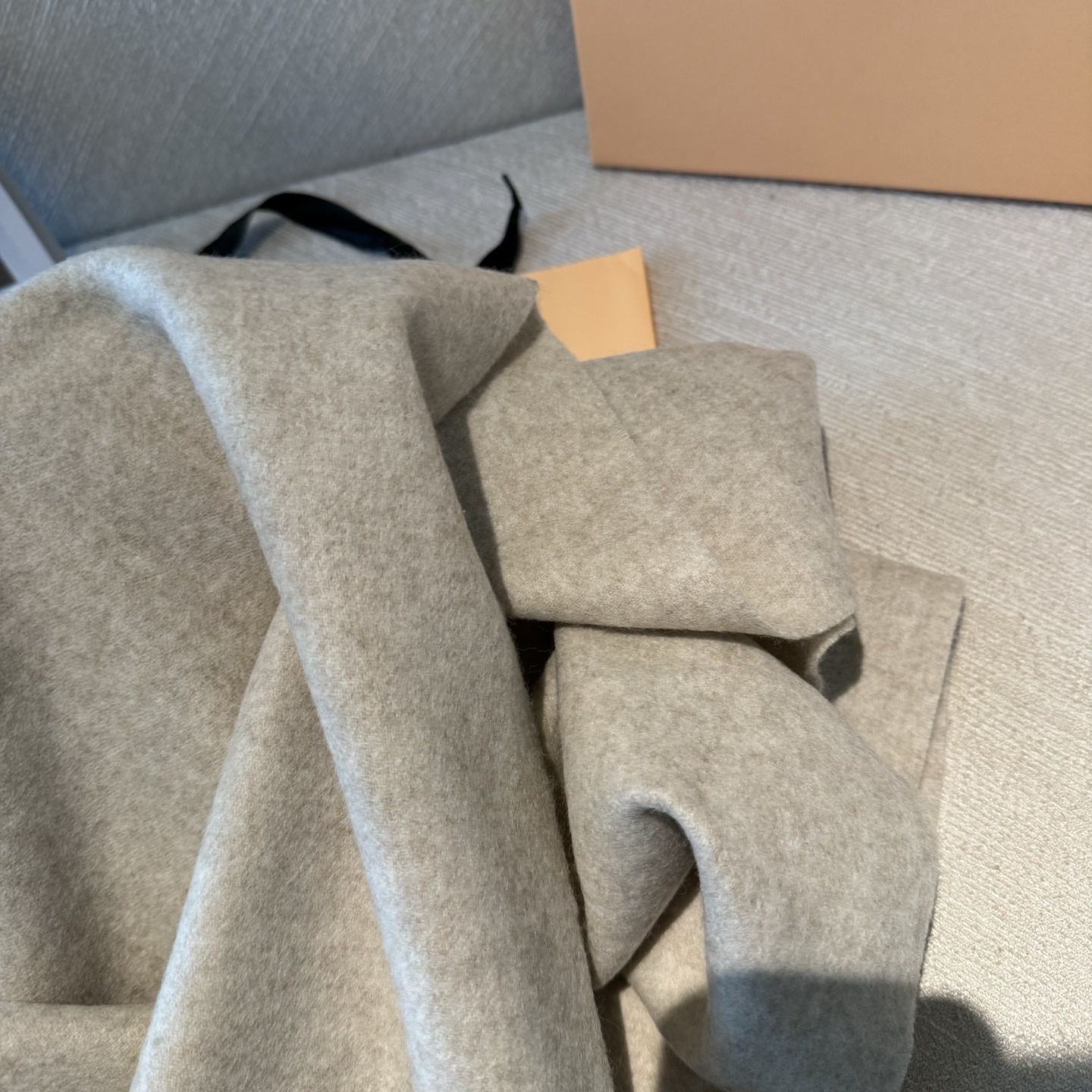 Acne 主打的系列~今年这个真是红啊~时髦气质的代名词‼️♥️自带高级气场‼️软软糯糯厚实温暖‼️再来