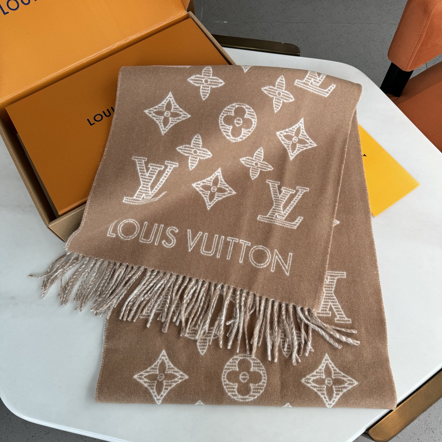 新款💫Louis Vuitton💥【L经典老花图案长巾】原版1:1定制， SimPly LV 围巾将全幅