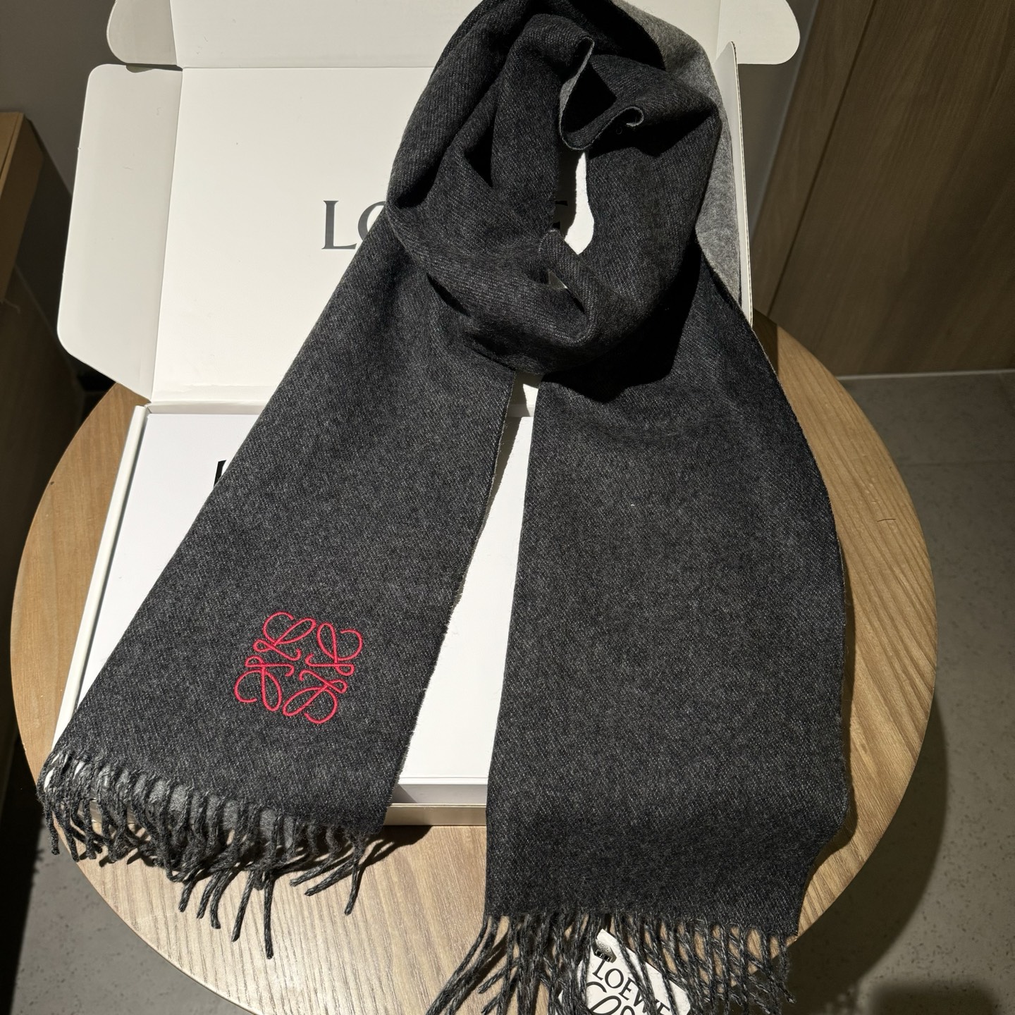 ❗️ Loewe罗意威今年最新的订单(讲真，送人自用百分推荐)SviP推荐(自留.品质绝对放心).真心觉