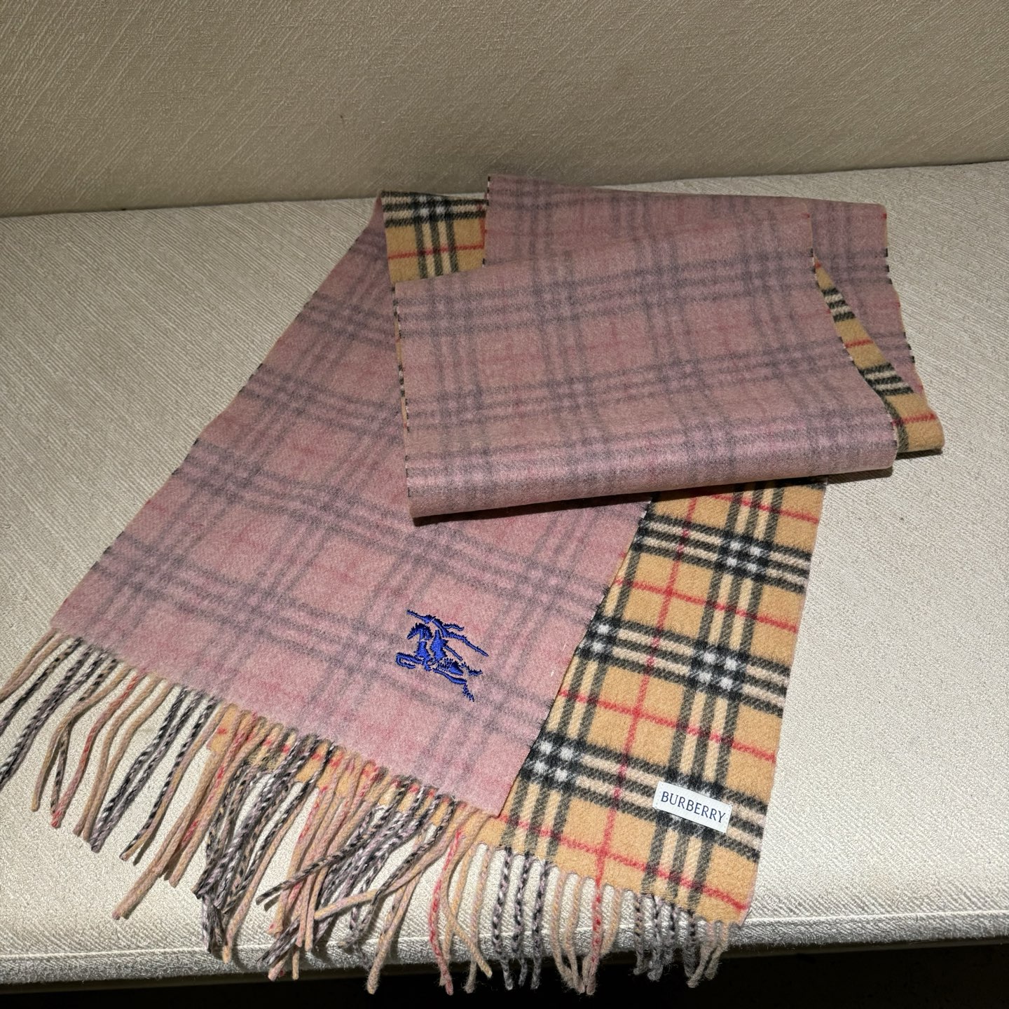 ❤️最新款 双面格子刺绣➕印花➕提花 大密度双面羊绒格子围巾 超高难度工艺 绝非一般coPy能做 原版开