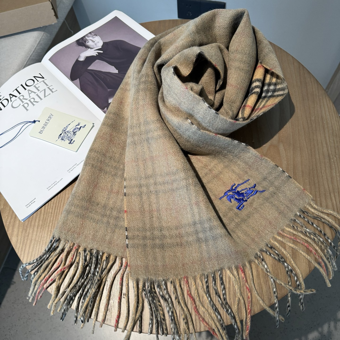 ❤️最新款 双面格子刺绣➕印花➕提花 大密度双面羊绒格子围巾 超高难度工艺 绝非一般coPy能做 原版开