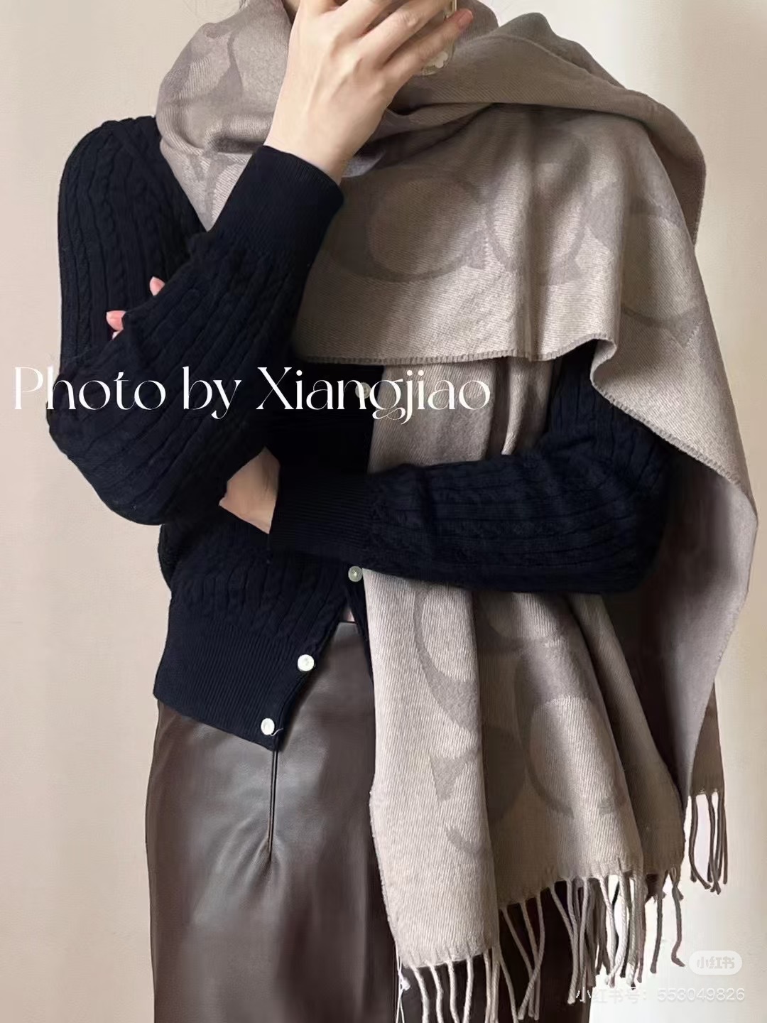 蔻驰 2025年新款到！Coach爆款！3色披肩也太好看了吧！不仅有颜值还有品质，手感超级软糯和舒服，尺