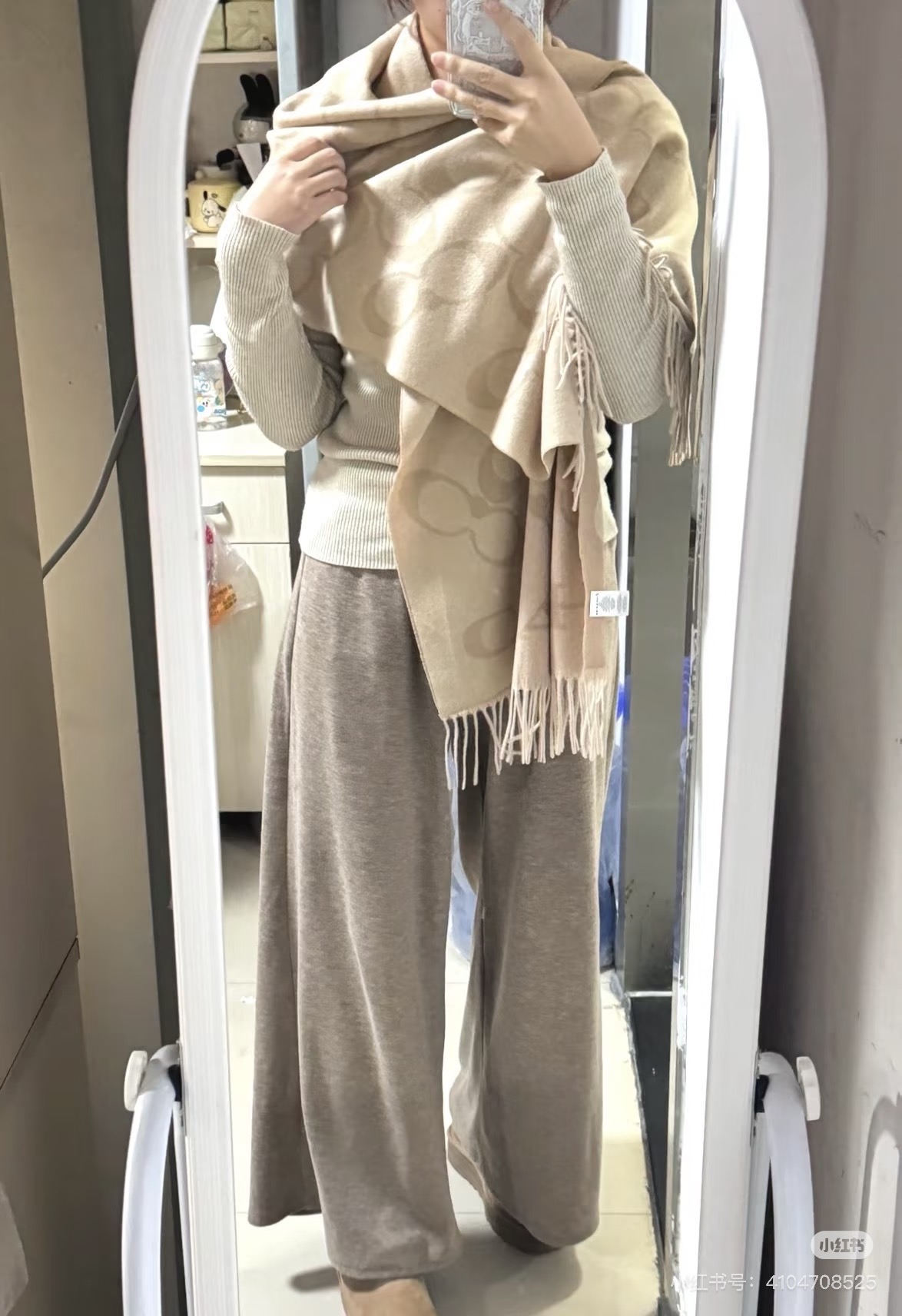 蔻驰 2025年新款到！Coach爆款！3色披肩也太好看了吧！不仅有颜值还有品质，手感超级软糯和舒服，尺