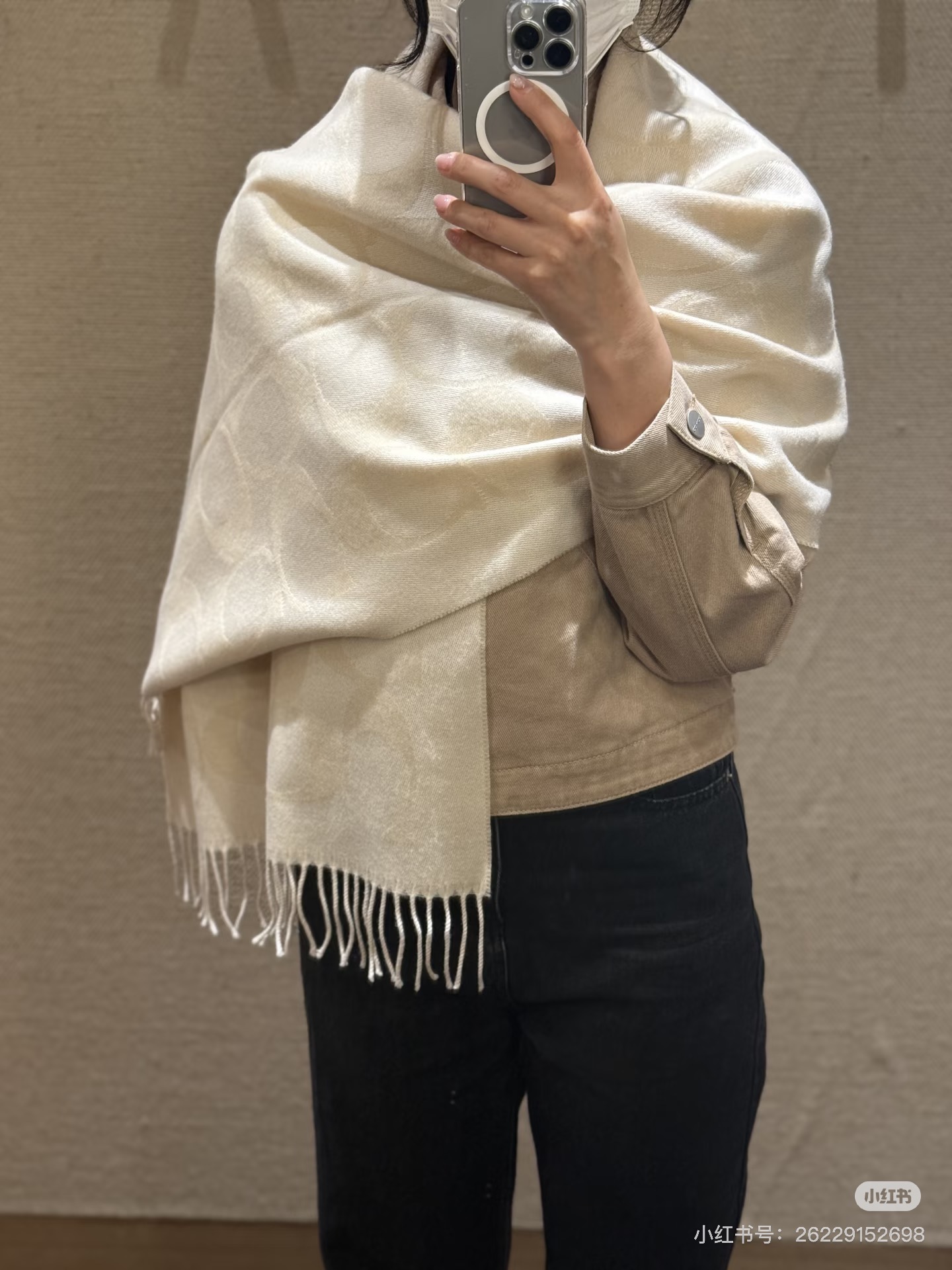 蔻驰 2025年新款到！Coach爆款！3色披肩也太好看了吧！不仅有颜值还有品质，手感超级软糯和舒服，尺