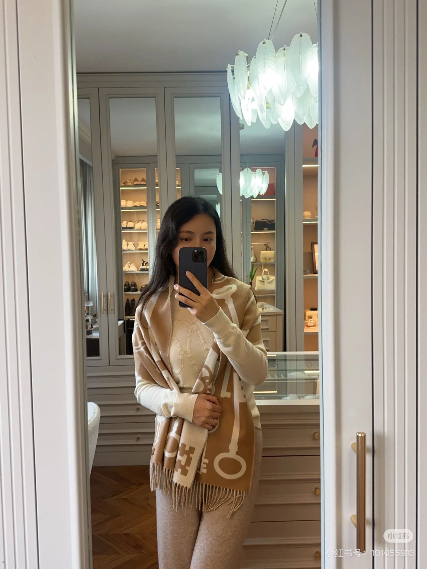 爱马仕全网都爱的一款H钥匙双面羊绒围巾，Casaque Porte-Clefs触感柔软细腻 软软绵绵如云