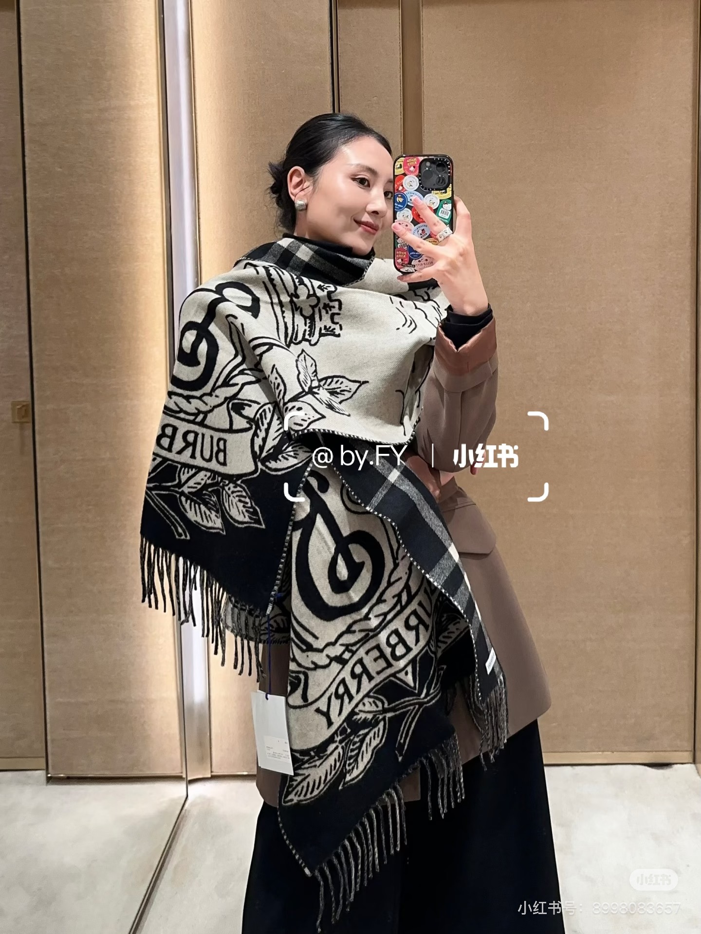 Bur新款战马骑士双面披肩，各种好看，被誉为Burberry今年最美的款，最经典的提花战马徽标➕最美的经