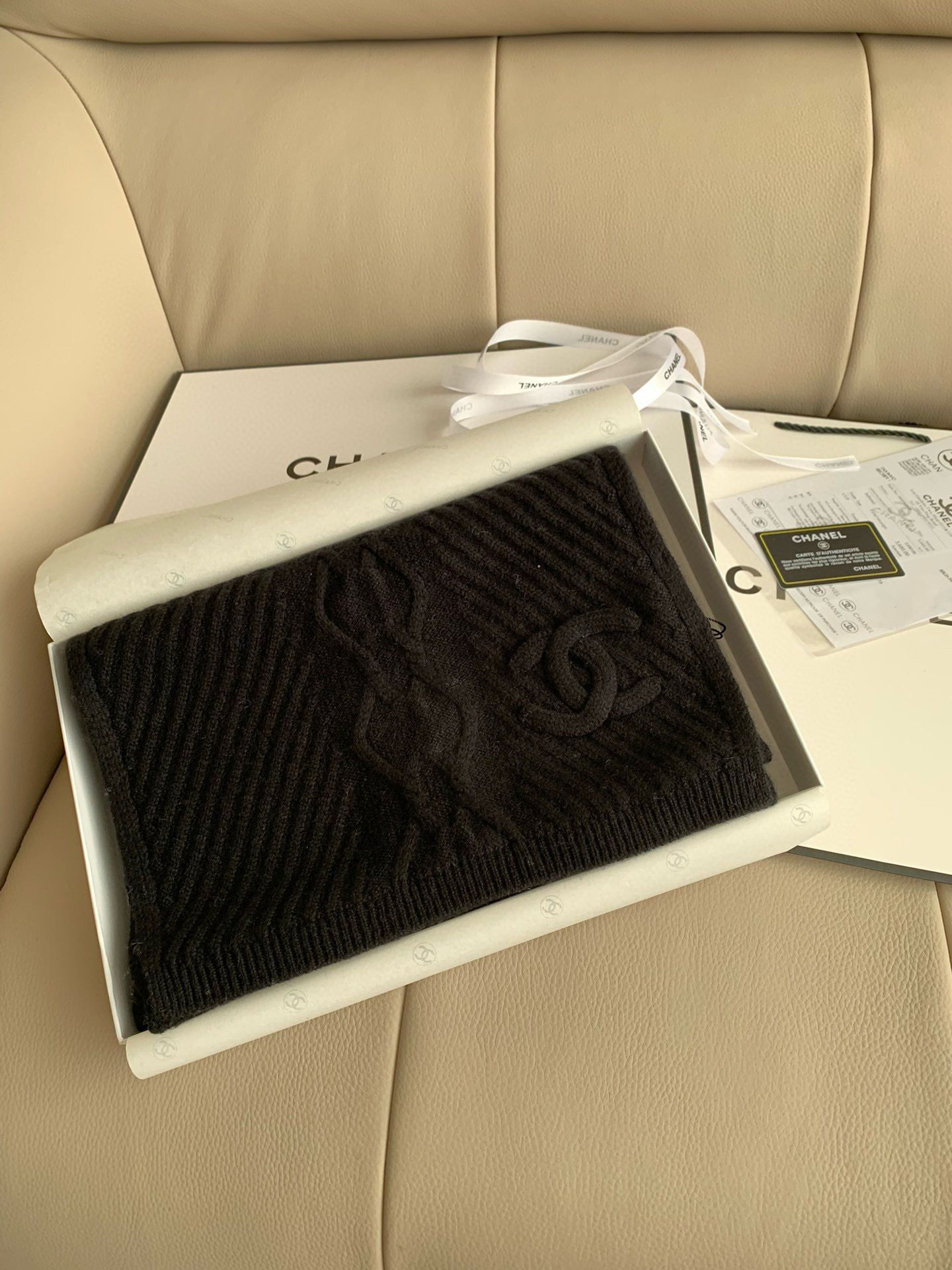 。。👑👑Chanel24秋冬新款麻花菱形格。4b针织围巾羊绒针织长巾‼️美翻了[流泪]御用殿堂级极品‼️