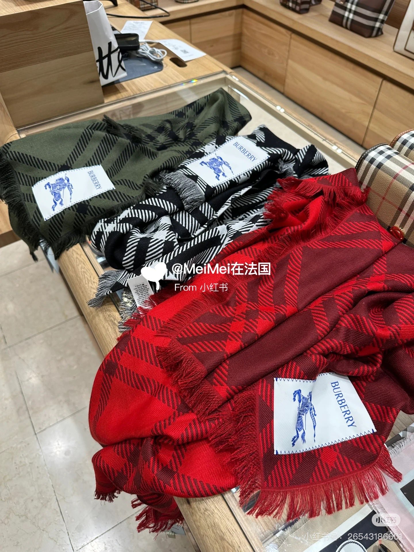 𝐁𝐔𝐑𝐁𝐄𝐑𝐑𝐘 • 𝟐𝟓ꫛꫀꪝ《骑士格纹长巾》张婧仪同款，原单品质！Size：200x65cm 70%