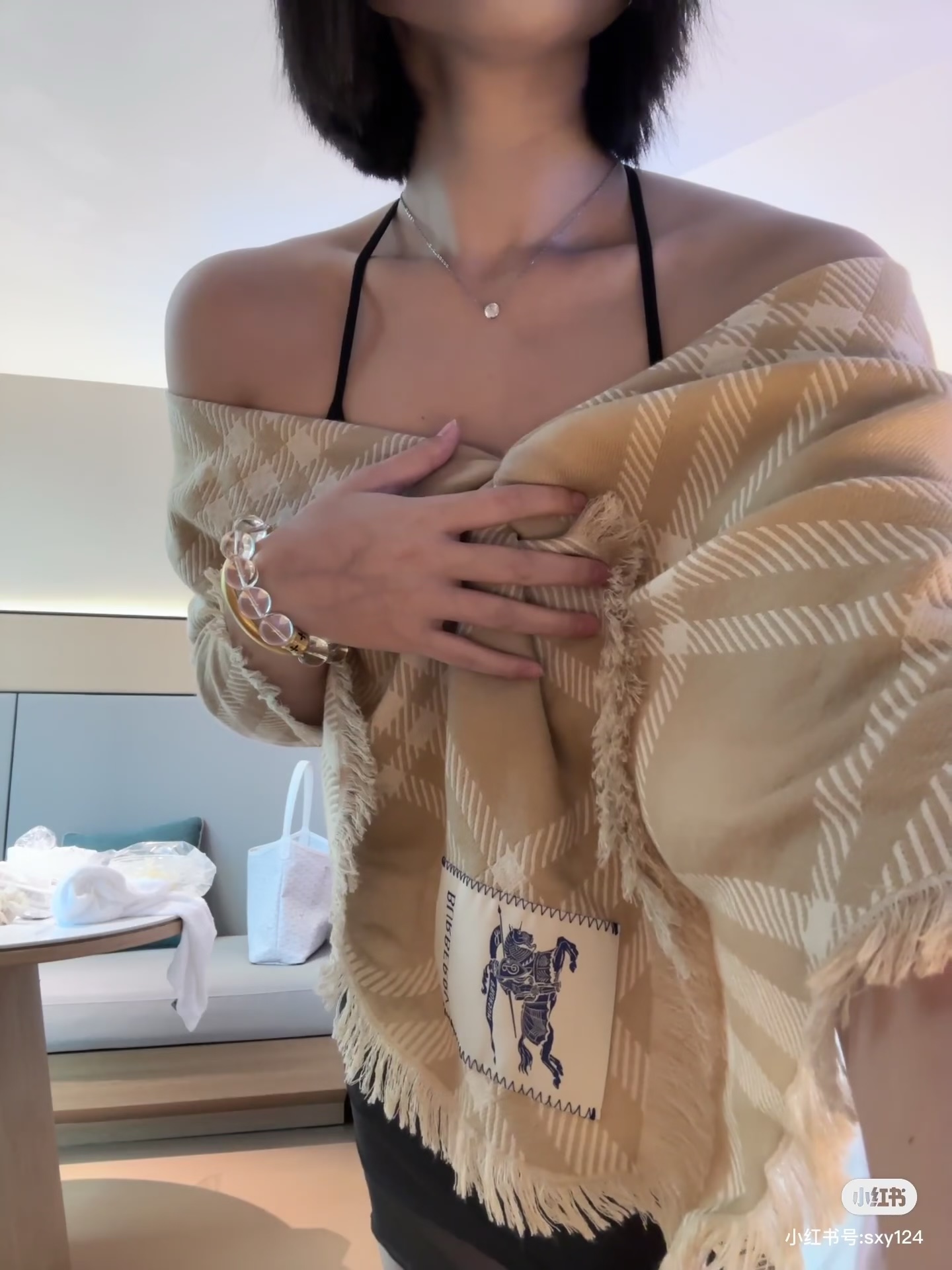 𝐁𝐔𝐑𝐁𝐄𝐑𝐑𝐘 • 𝟐𝟓ꫛꫀꪝ《骑士格纹长巾》张婧仪同款，原单品质！Size：200x65cm 70%