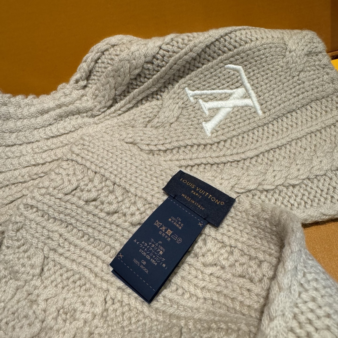 L永不冻结围脖 135*20cm 100%羊毛 Never Freeze 围巾选用柔暖羊毛 升华冬日格调