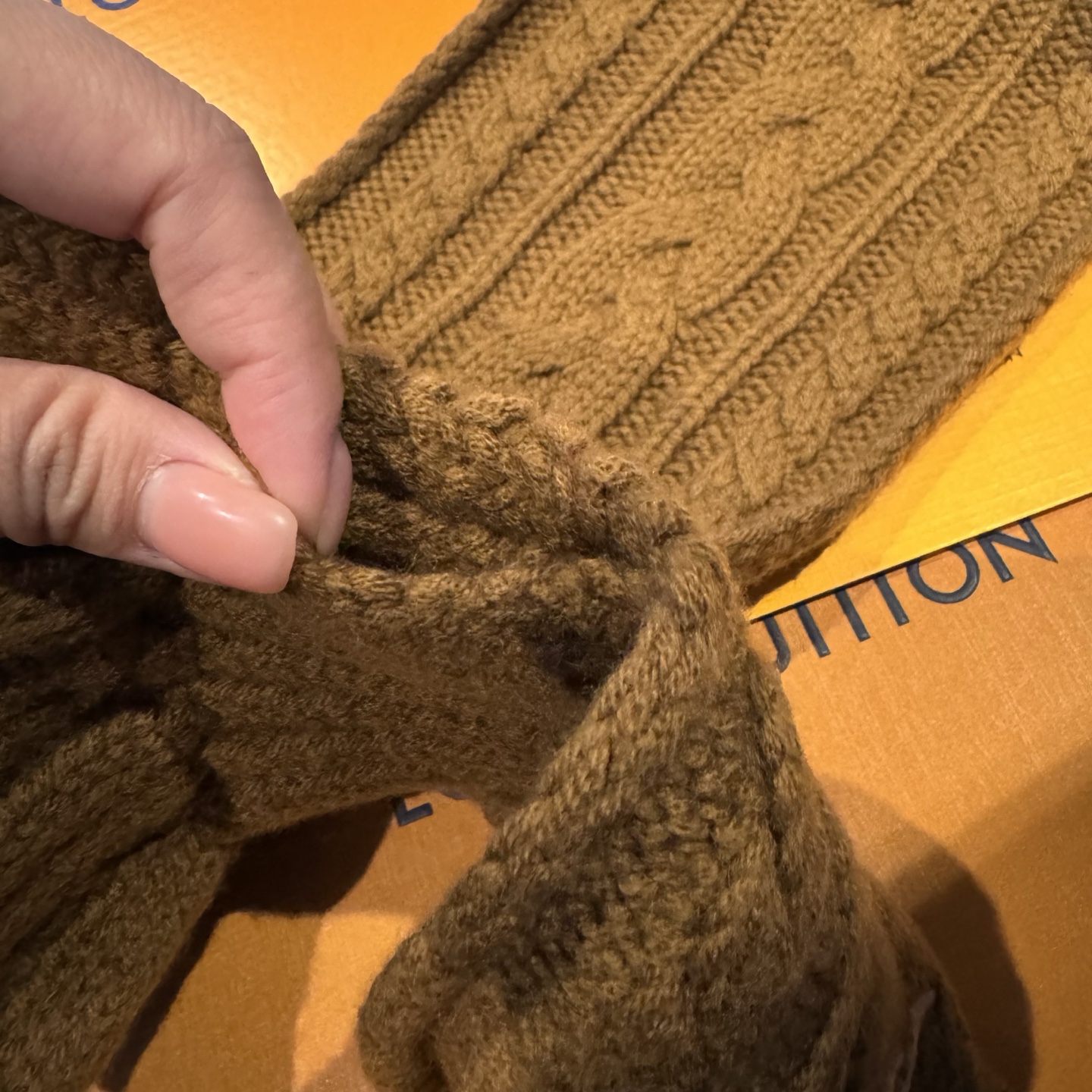 L永不冻结围脖 135*20cm 100%羊毛 Never Freeze 围巾选用柔暖羊毛 升华冬日格调