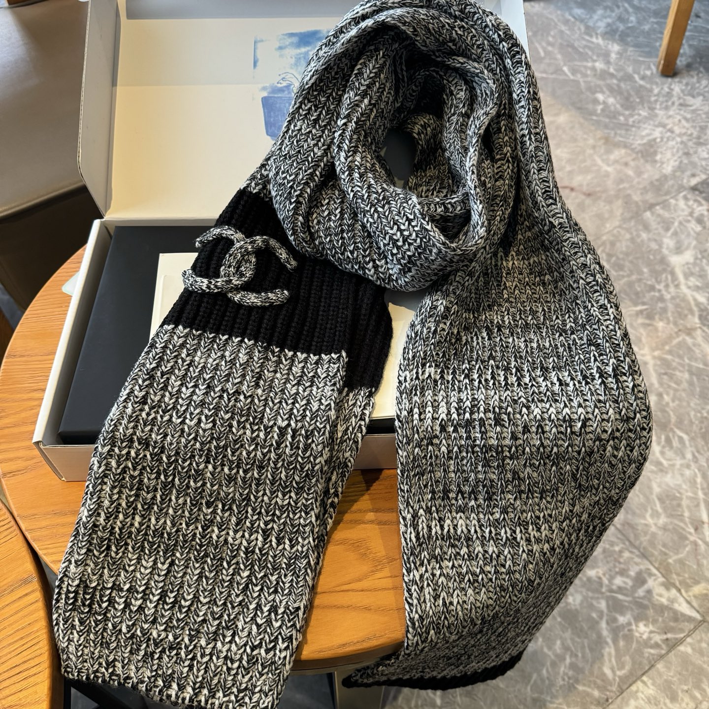 👑👑Chanel25秋冬新款24b针织围巾羊绒针织长巾‼️美翻了[流泪]御用殿堂级极品‼️新款在售 进口