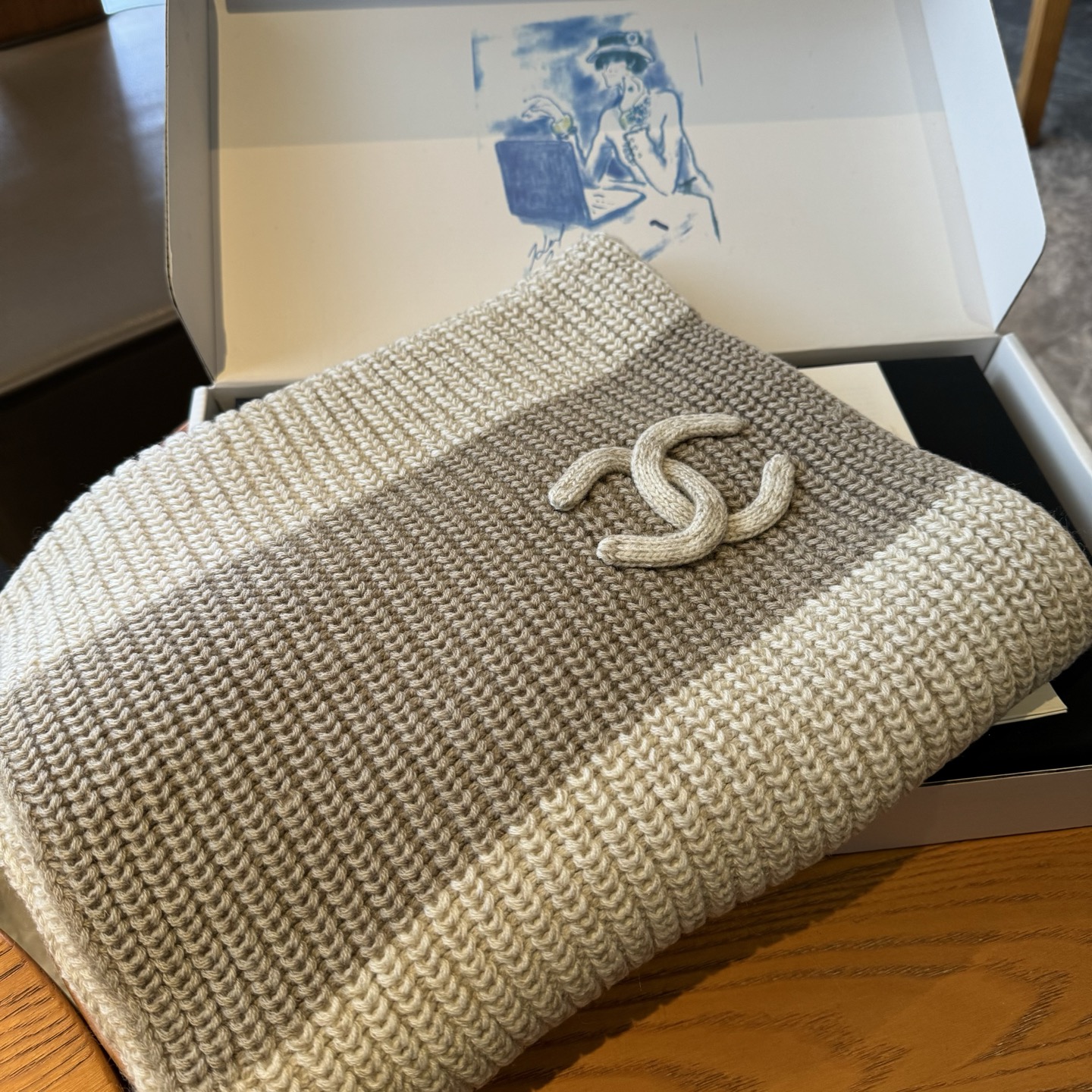 👑👑Chanel25秋冬新款24b针织围巾羊绒针织长巾‼️美翻了[流泪]御用殿堂级极品‼️新款在售 进口