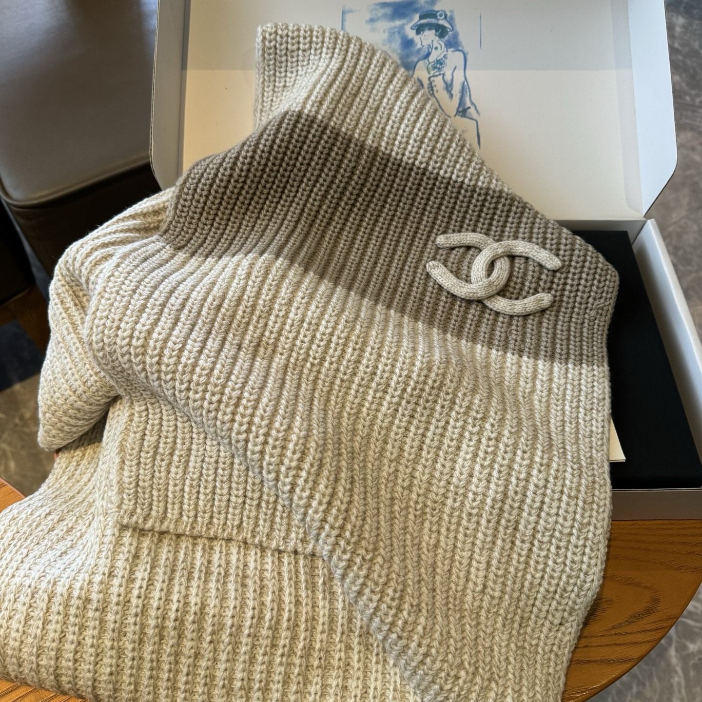 👑👑Chanel25秋冬新款24b针织围巾羊绒针织长巾‼️美翻了[流泪]御用殿堂级极品‼️新款在售 进口