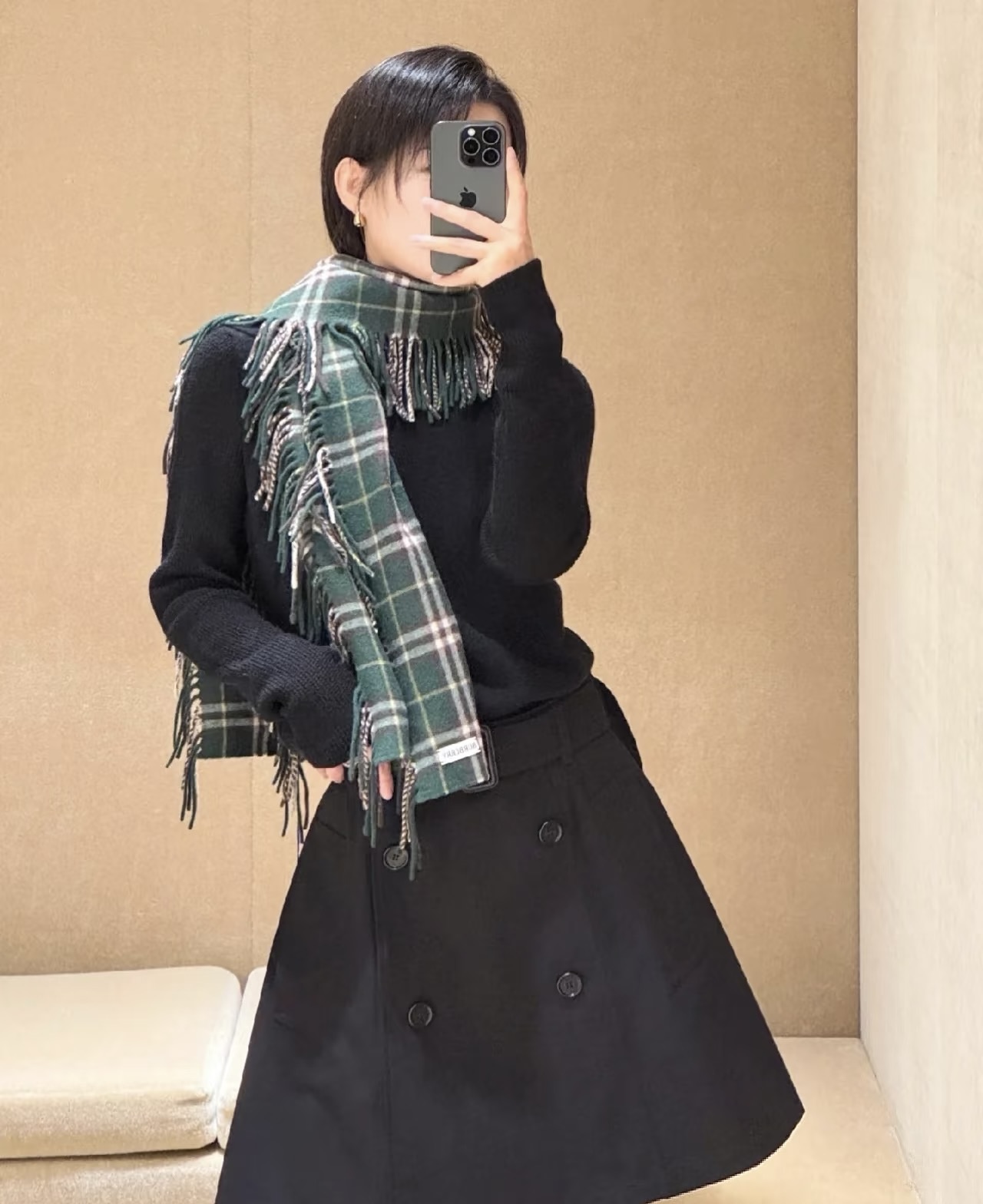 ✨✨【B家蜈蚣巾】金靖同款新品到货！采用内蒙古顶级羊绒毛，最新款男女通用情侣款👫重磅推荐💥 经典的格子，