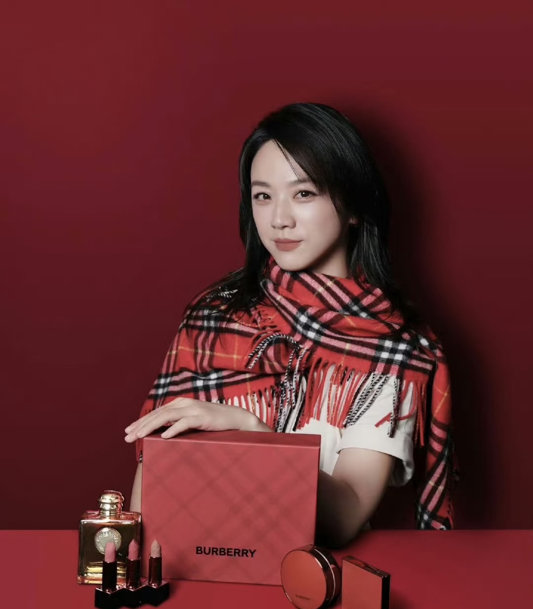 ✨✨【B家蜈蚣巾】金靖同款新品到货！采用内蒙古顶级羊绒毛，最新款男女通用情侣款👫重磅推荐💥 经典的格子，