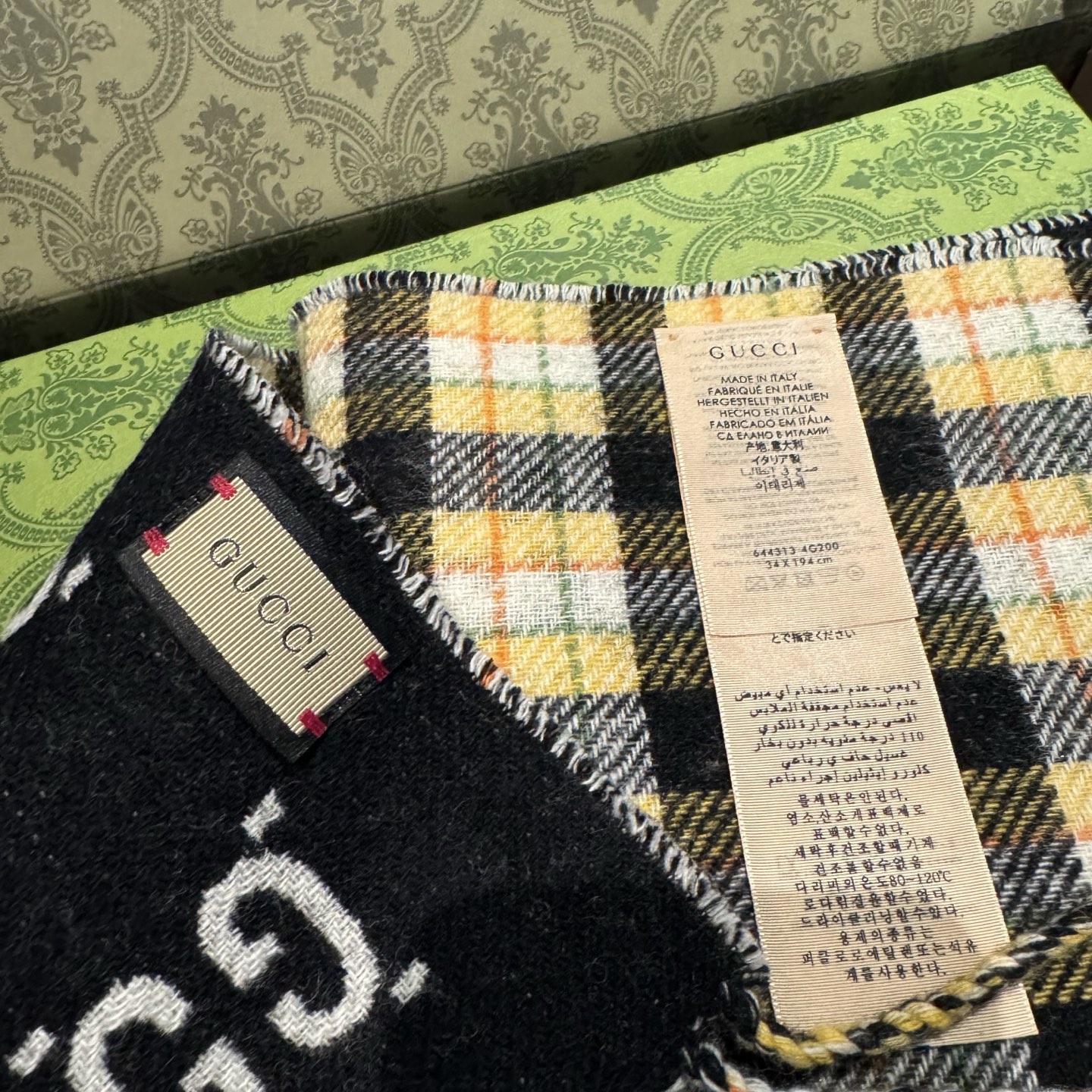 Gucci · 古奇经典羊绒围巾❗来个硬货.麻溜的安排上.纯正出口❗原订单已经交货一批，其中一批刚过海关