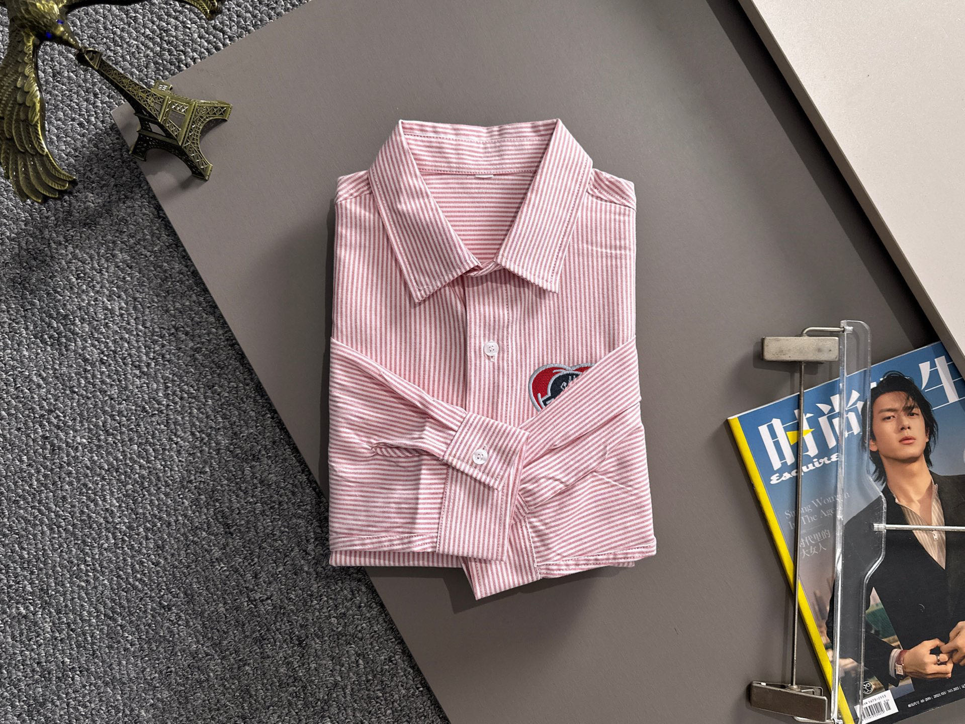 蒙口 P410 条纹長袖衬衫 - ビジネスカジュアルに最適なスタイル