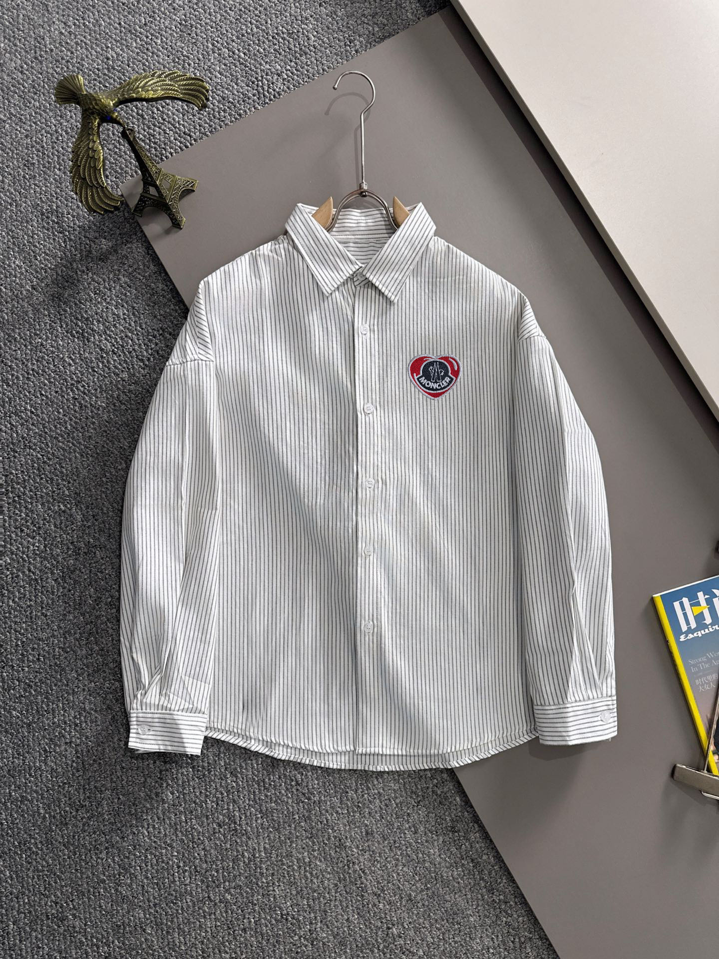 蒙口 P410 ストライプシャツ - ビジネス＆カジュアルに最適な長袖