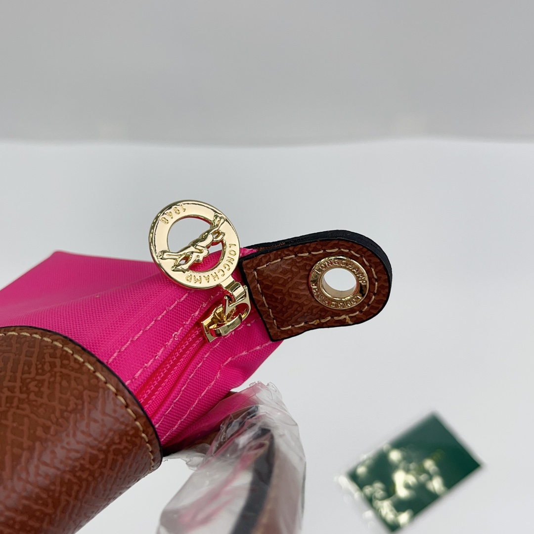 Longchamp ～ 打孔款 芭比粉