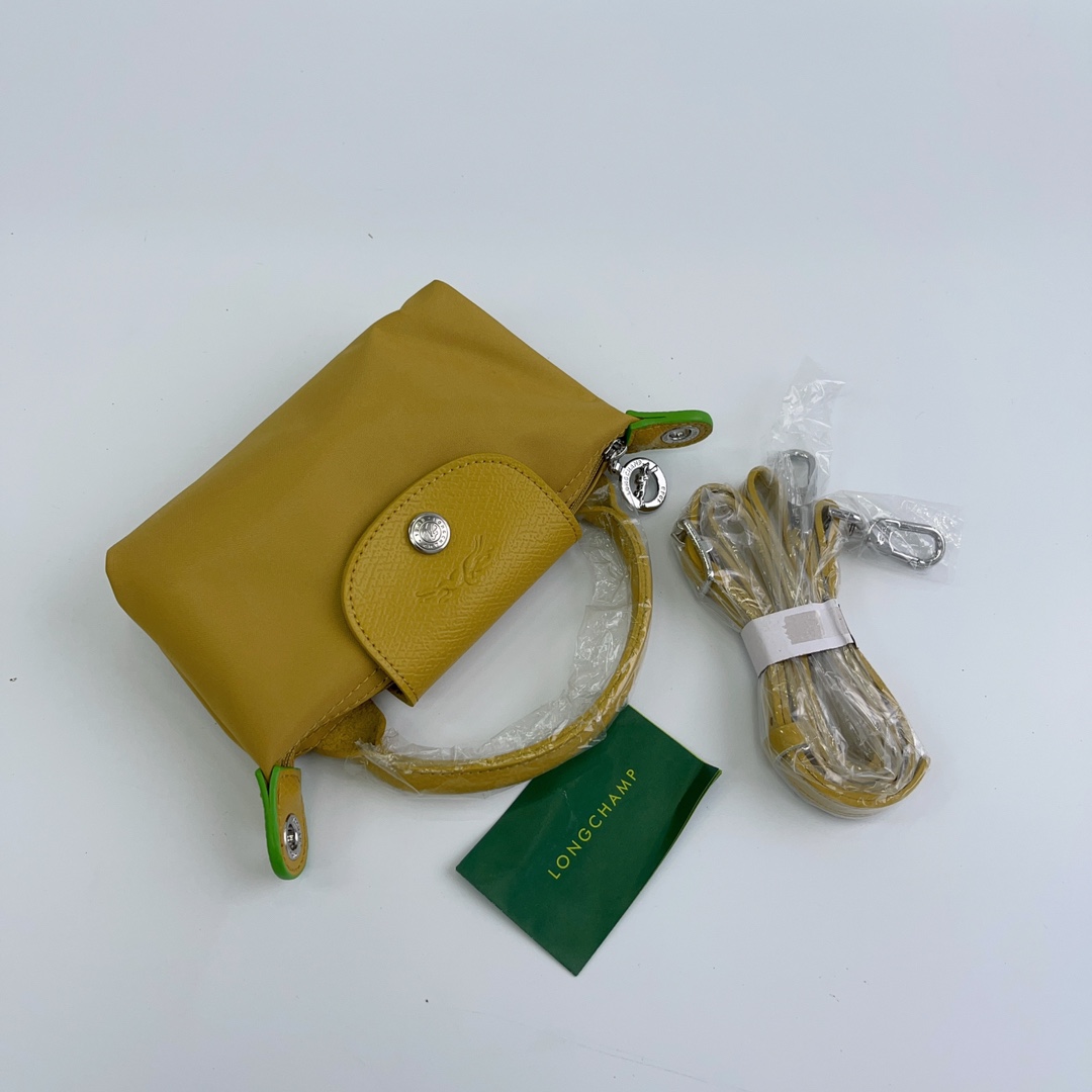 Longchamp ～ 打孔款 黄色