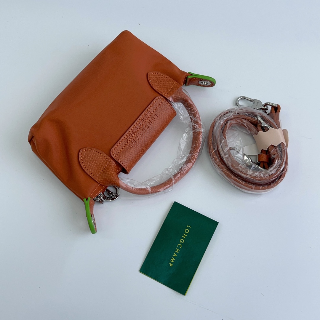 Longchamp ～ 打孔款 砖红色