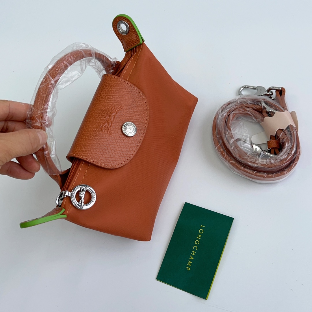 Longchamp ～ 打孔款 砖红色