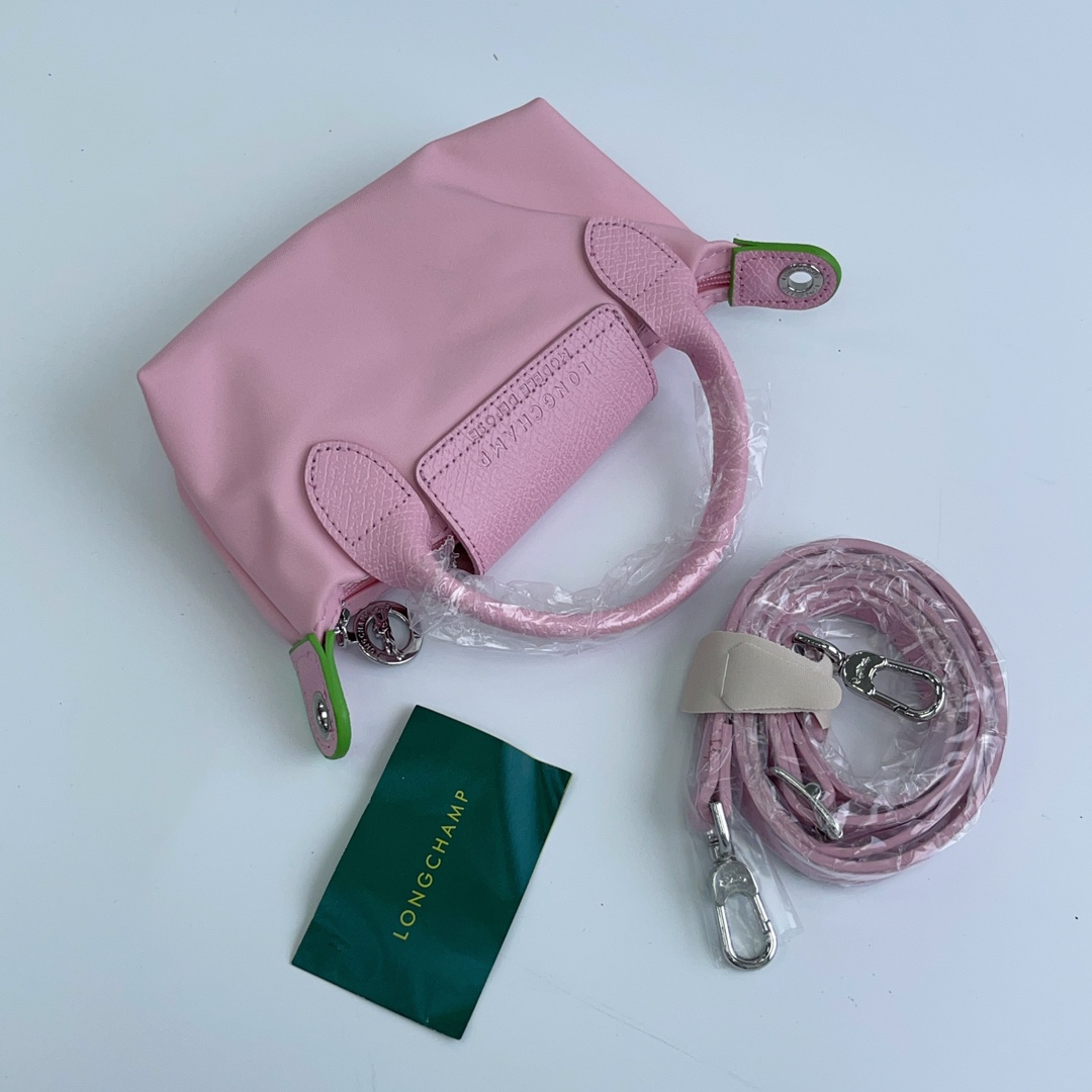 Longchamp ～ 打孔款 樱花粉
