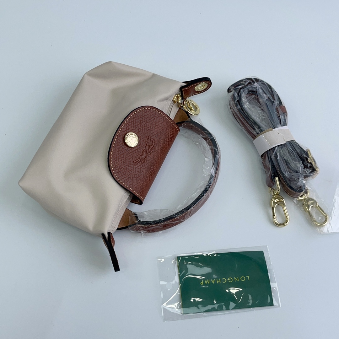 Longchamp ～ 打孔款 纸白色