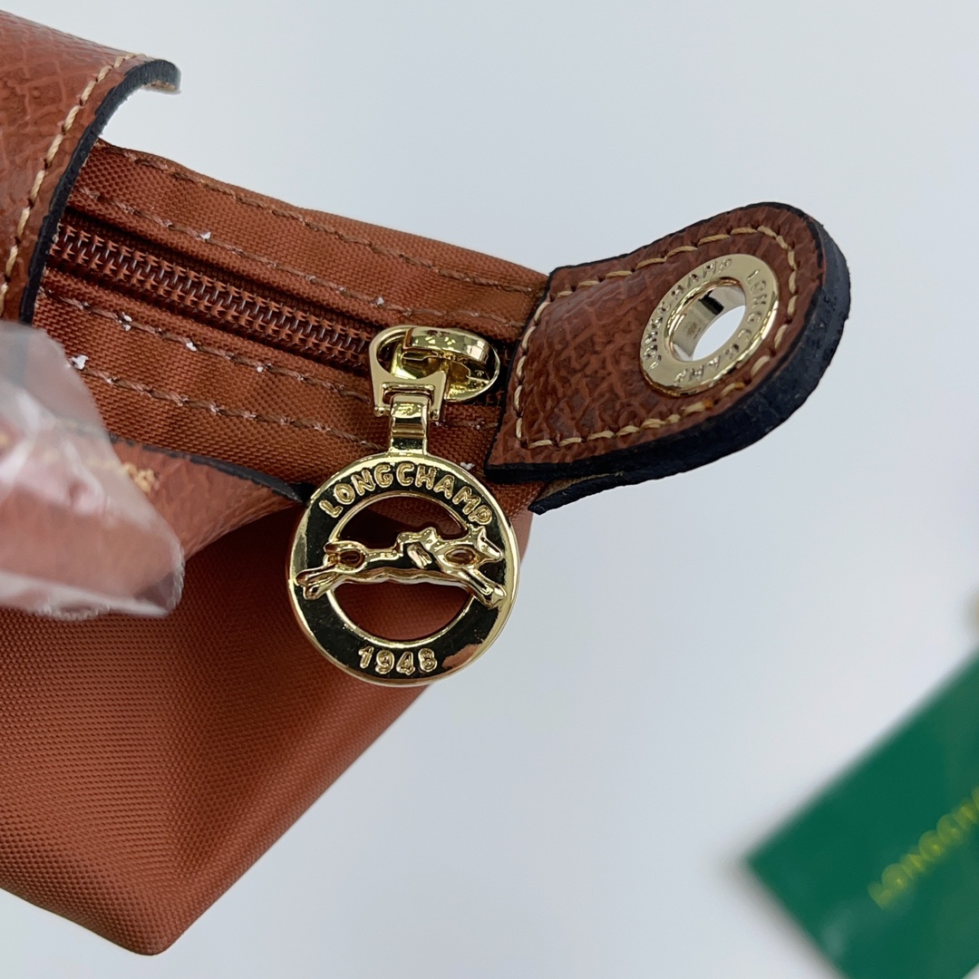 Longchamp ～ 打孔款 干邑色