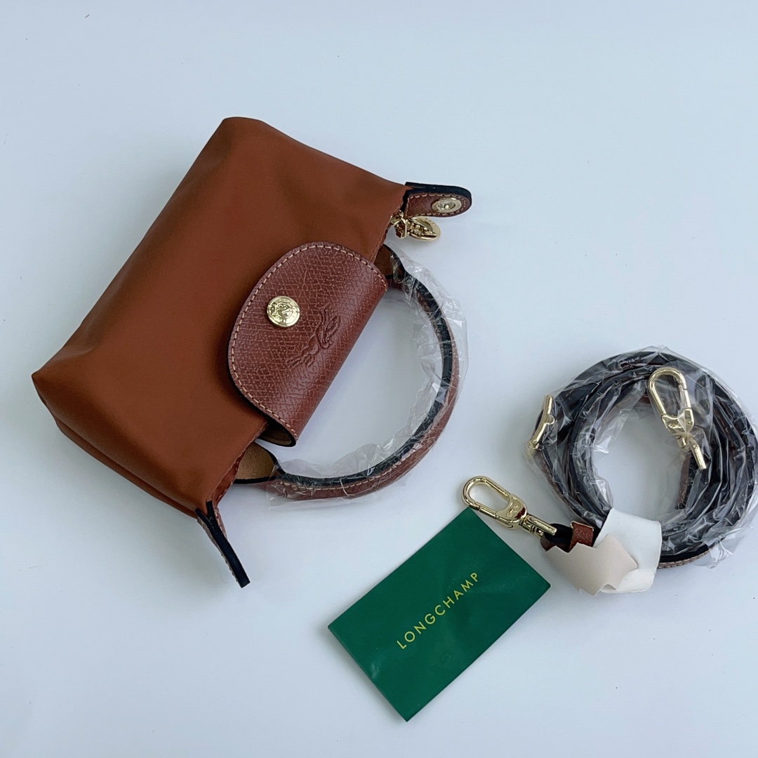 Longchamp ～ 打孔款 干邑色